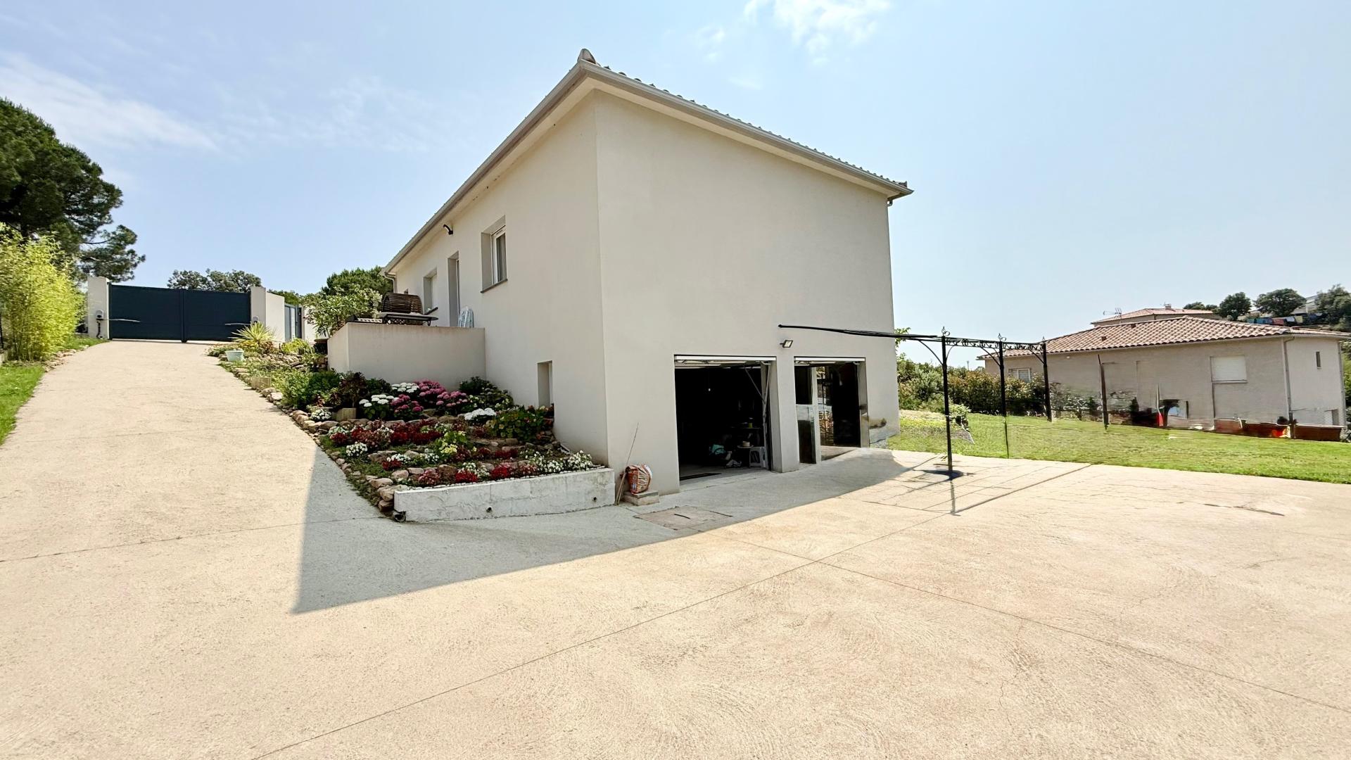 Photo 16 of the listing.