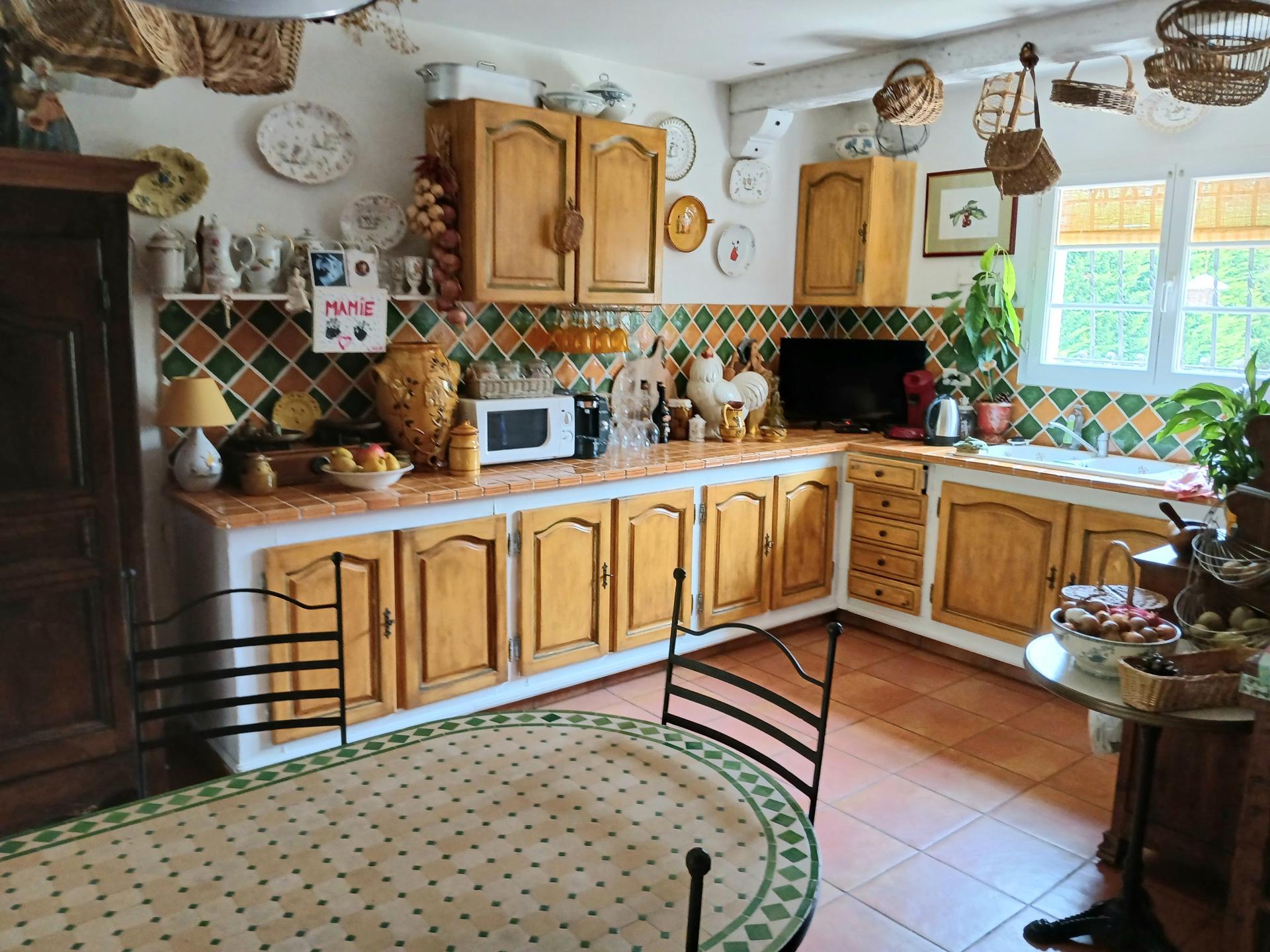 Photo 9 of the listing.