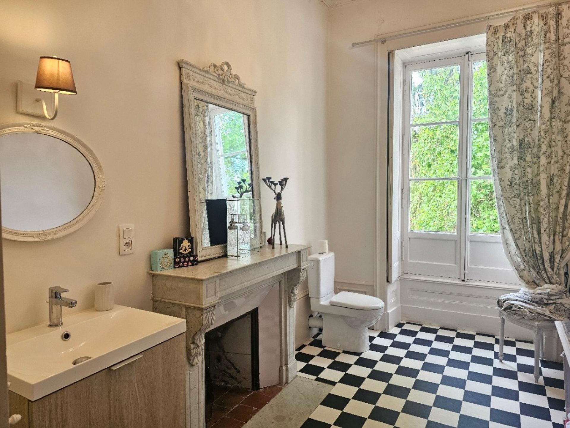 Photo 18 of the listing.