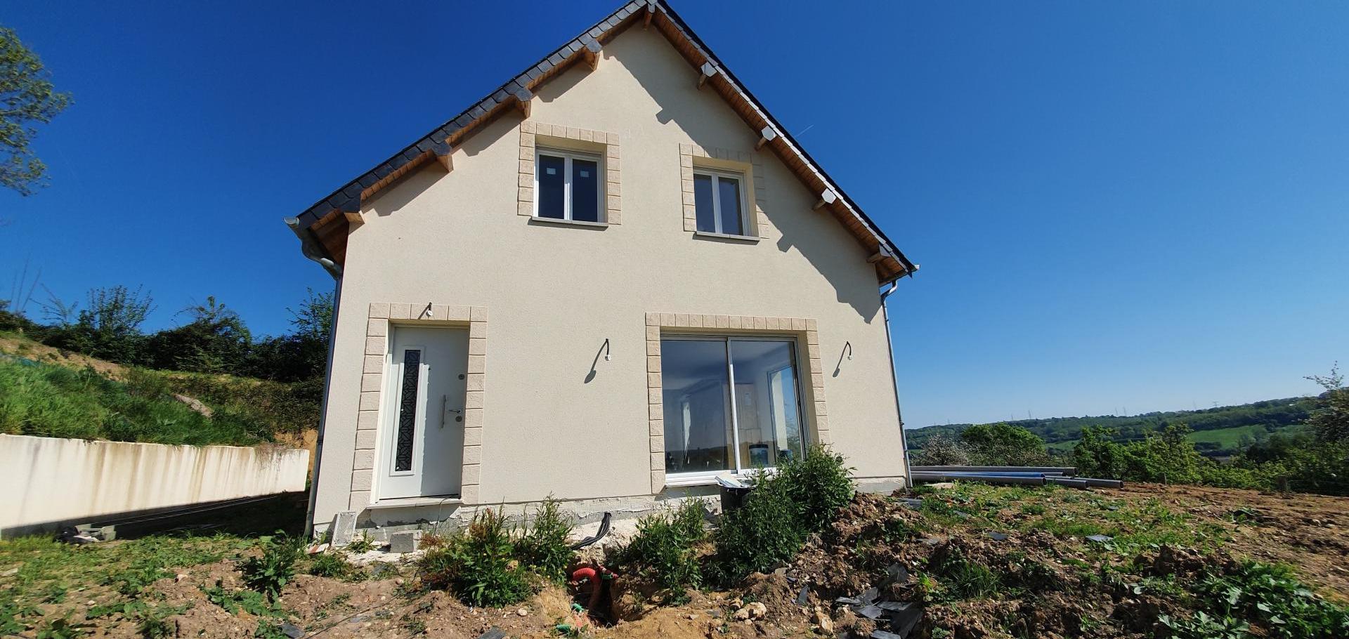 Photo 10 of the listing.