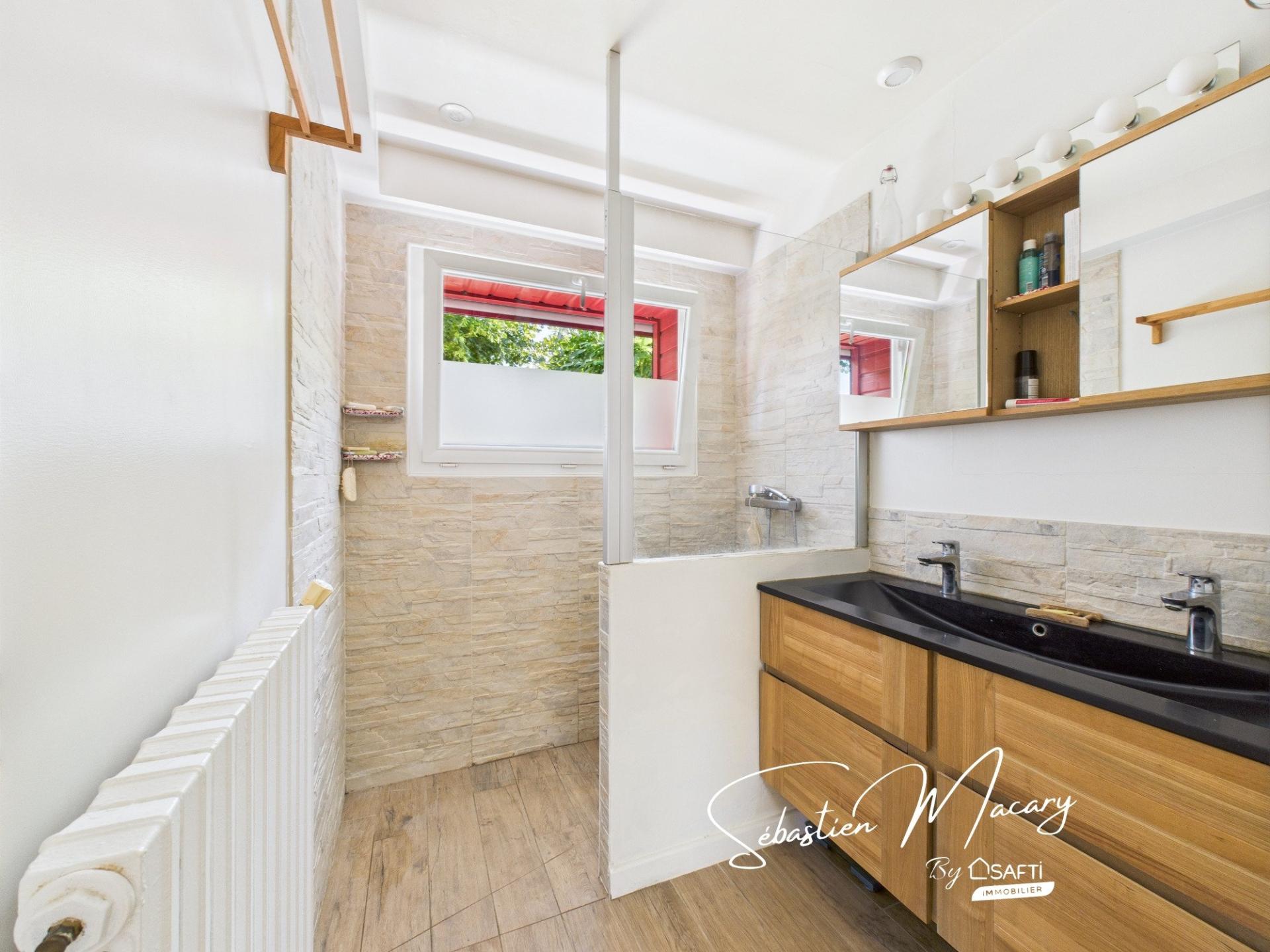 Photo 11 de l'annonce.