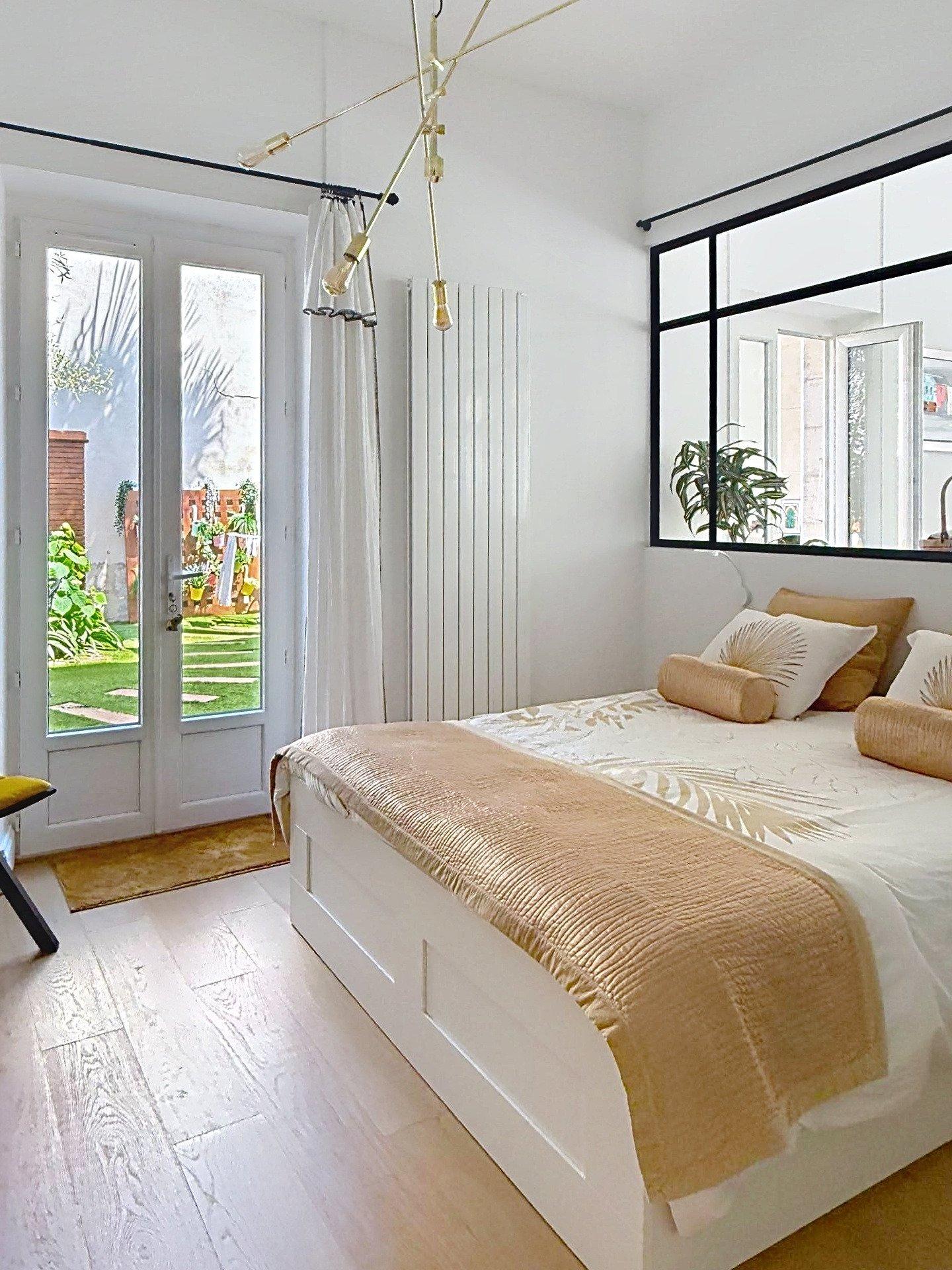 Photo 9 of the listing.