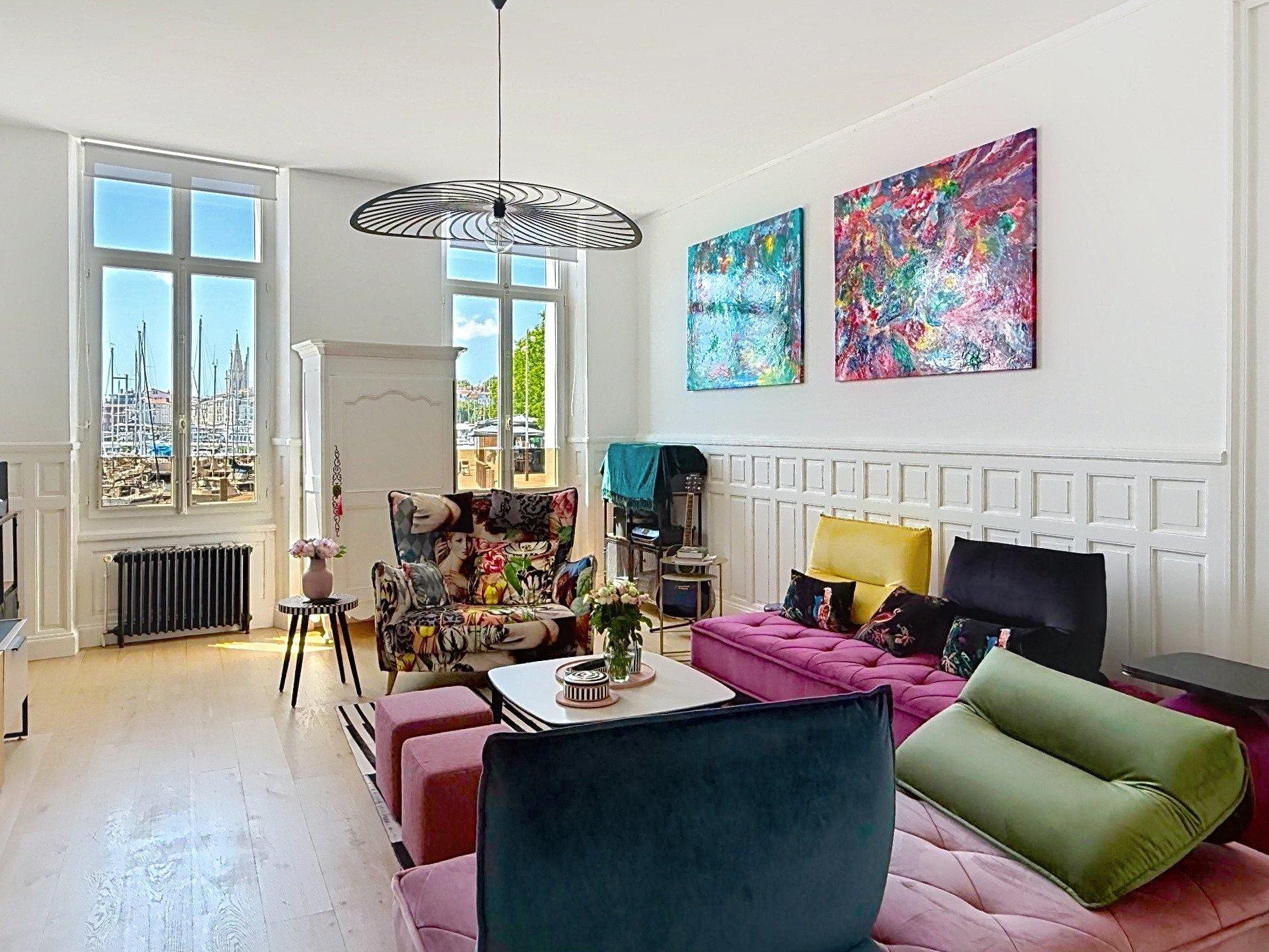 Photo 4 of the listing.