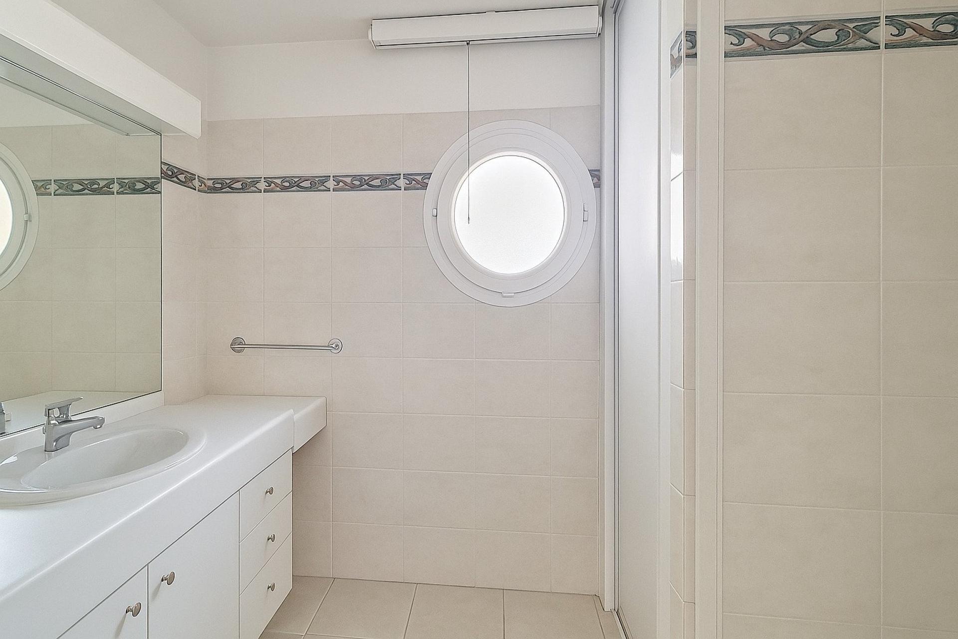 Photo 8 of the listing.