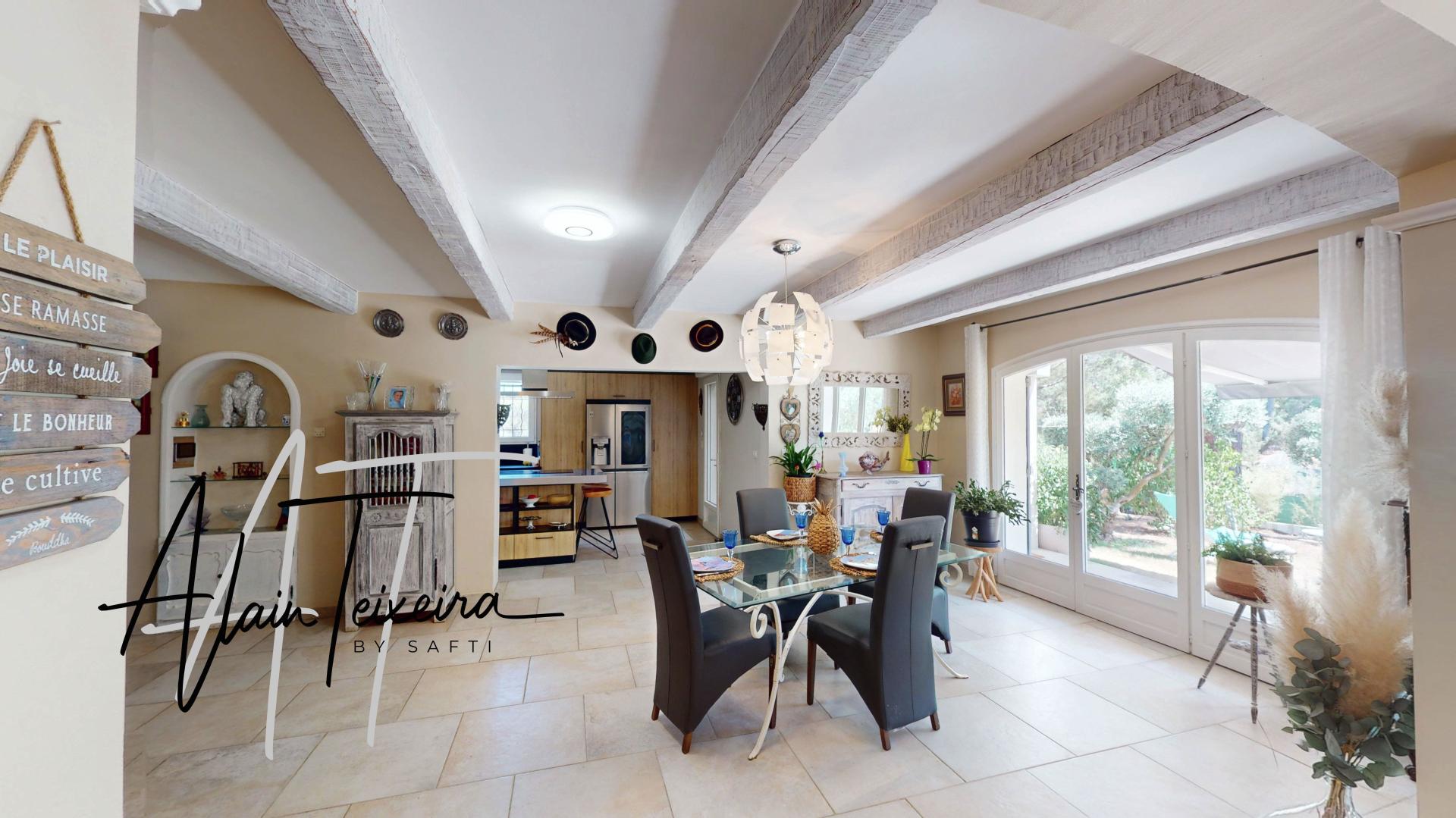 Photo 7 of the listing.