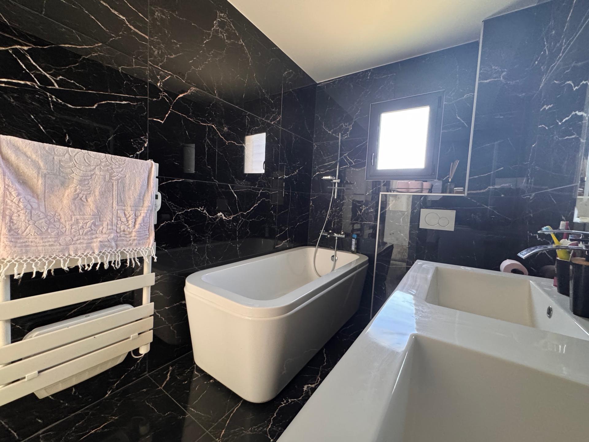 Photo 12 of the listing.