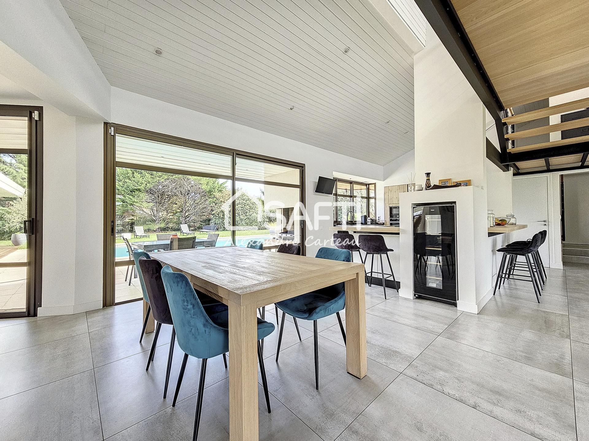 Photo 4 of the listing.