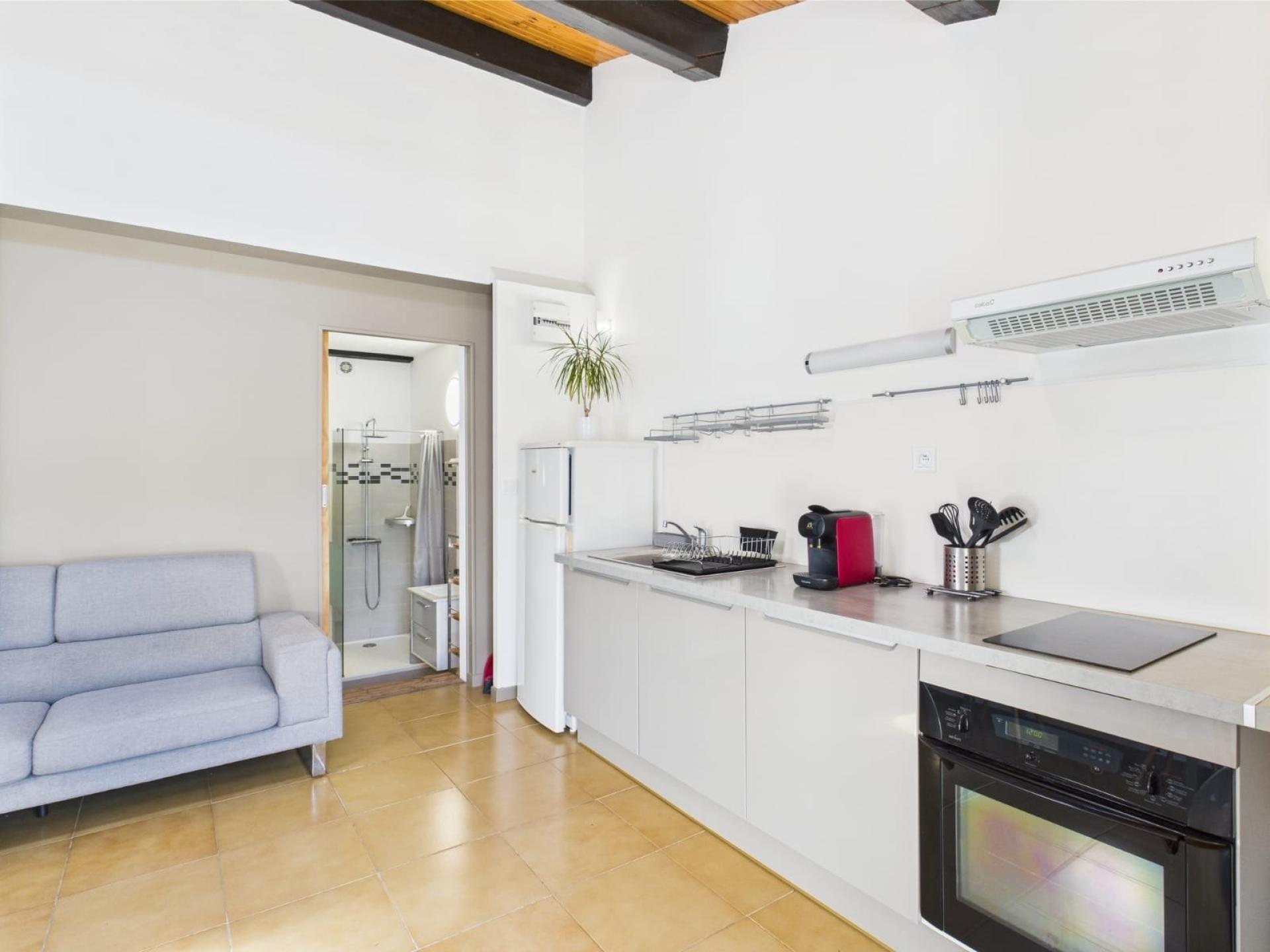 Photo 14 of the listing.