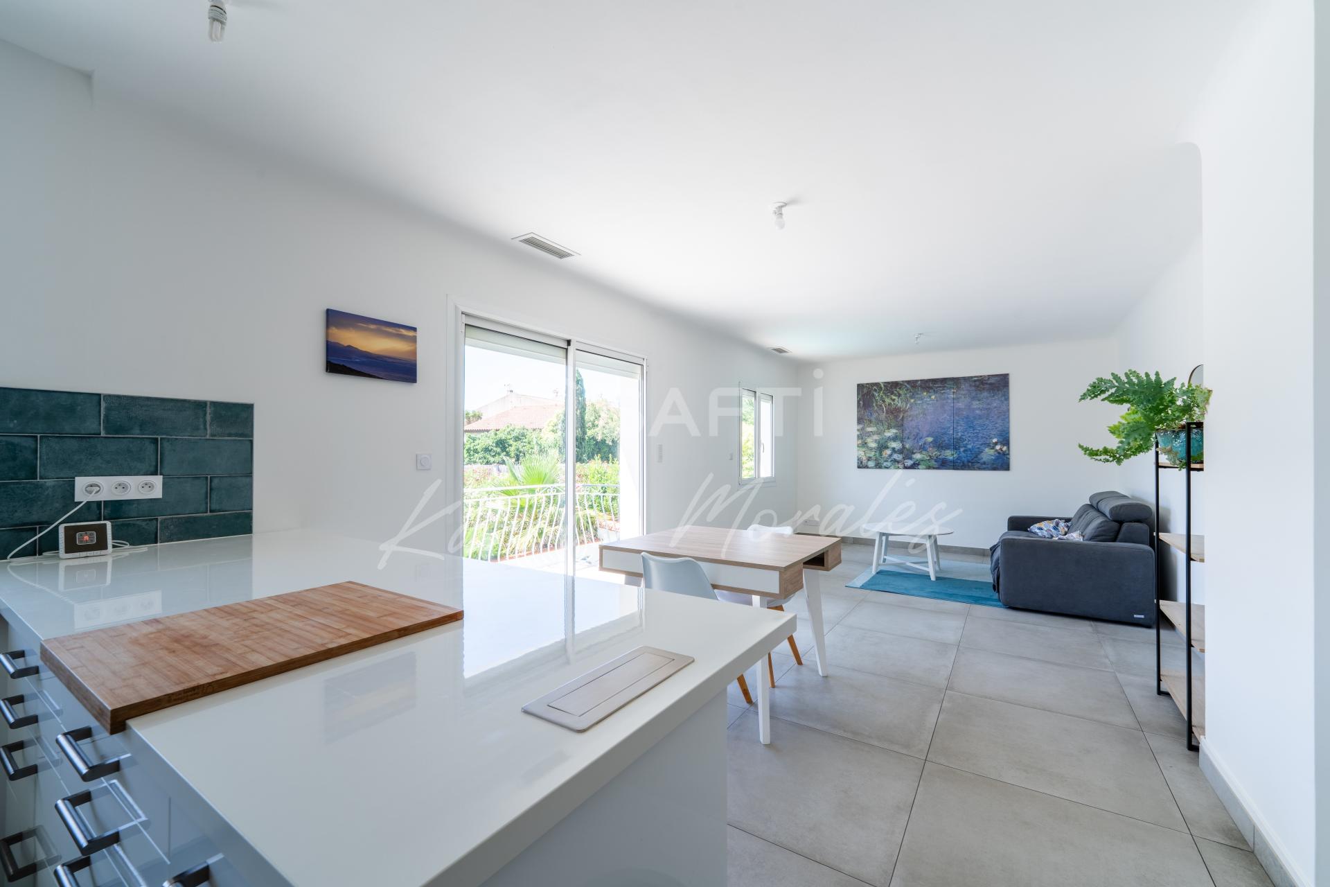 Photo 17 of the listing.