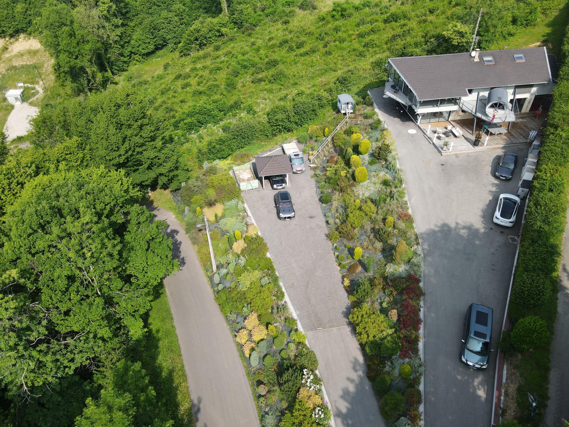 Photo 23 of the listing.