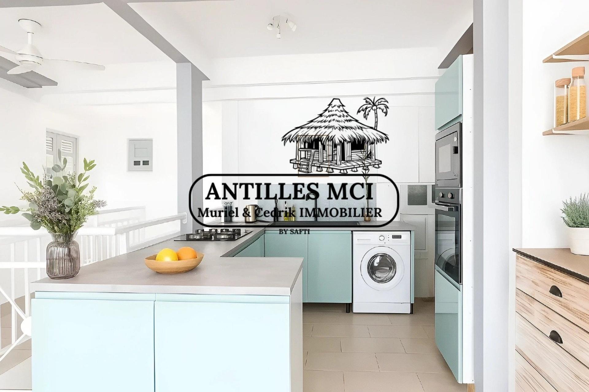 Photo 3 of the listing.