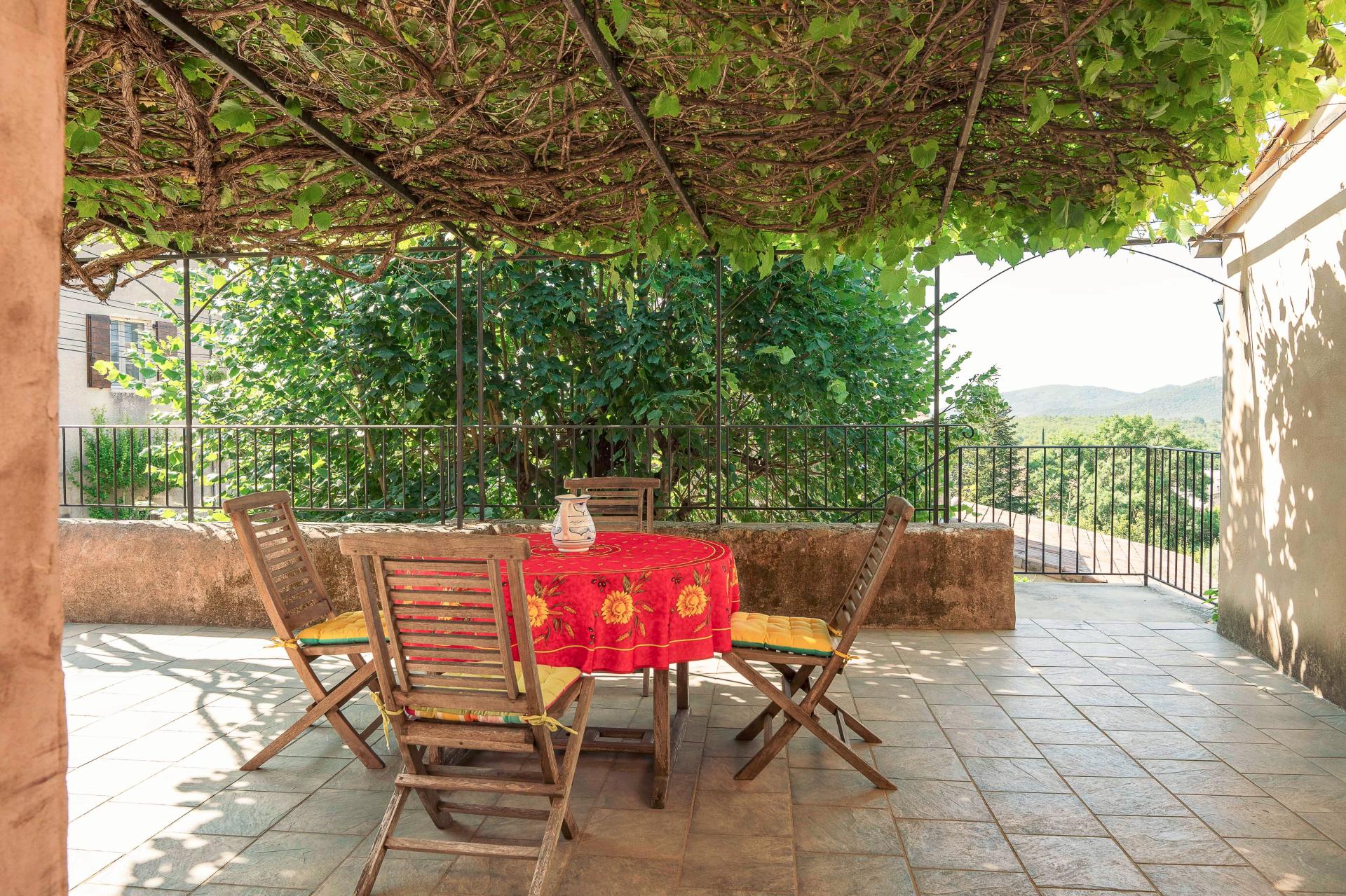 Photo 12 of the listing.