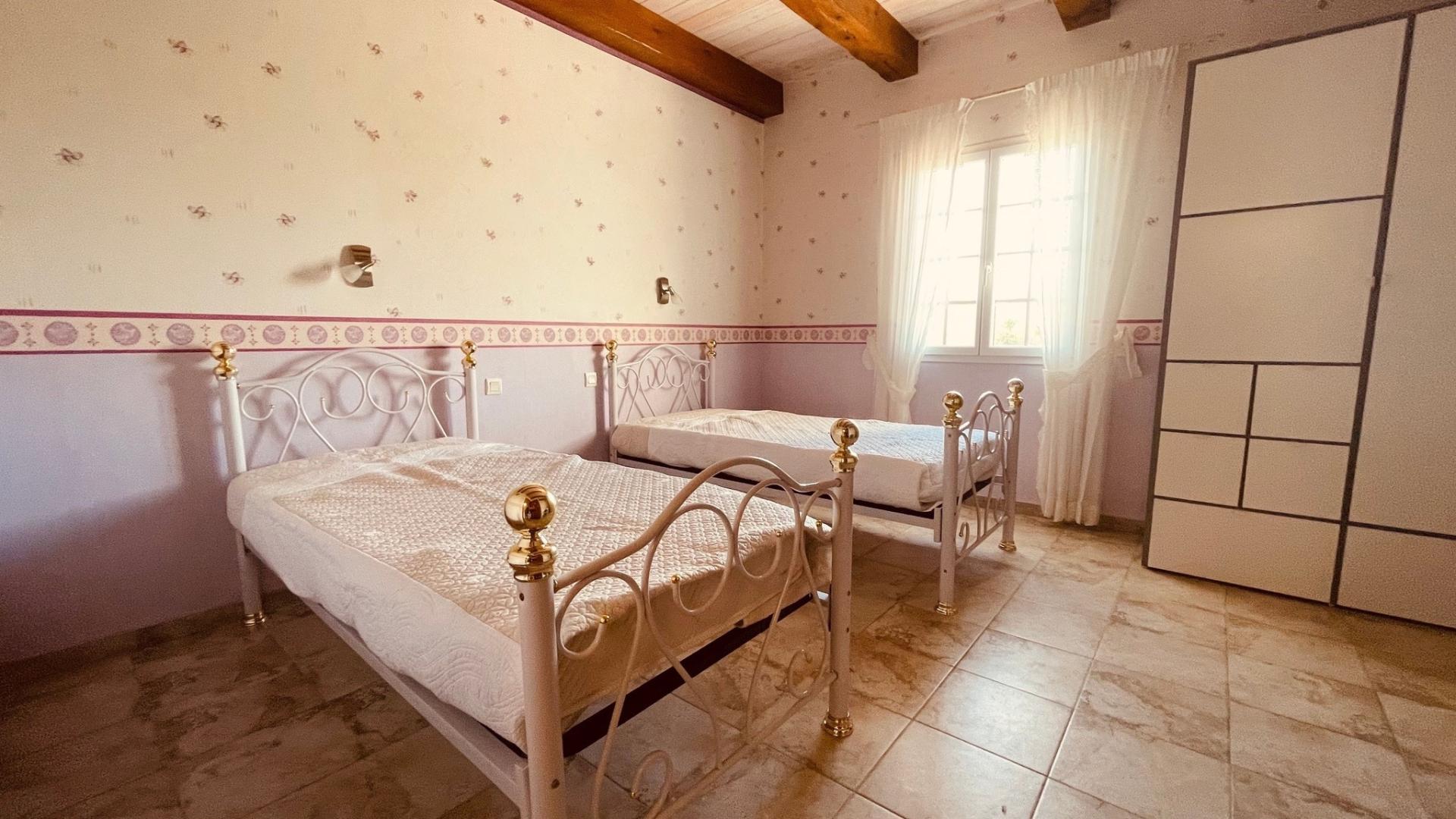 Photo 19 of the listing.