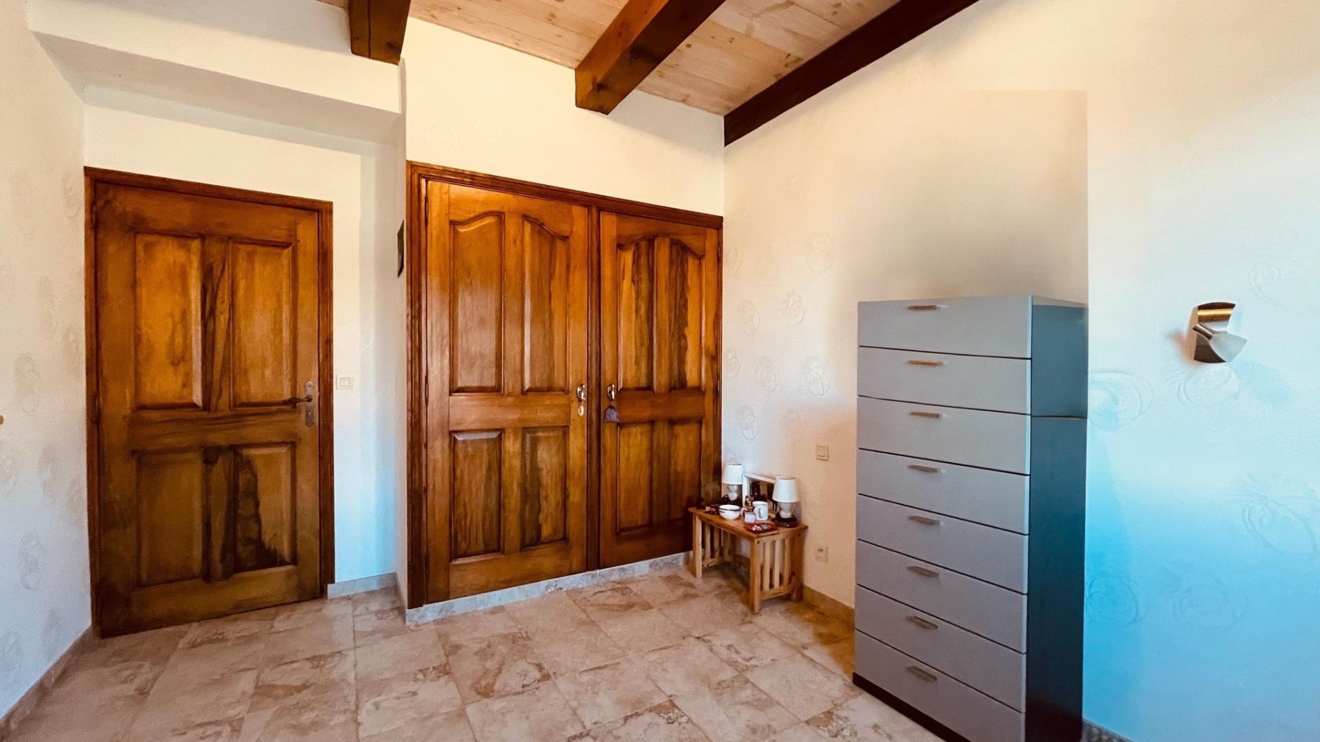 Photo 16 of the listing.