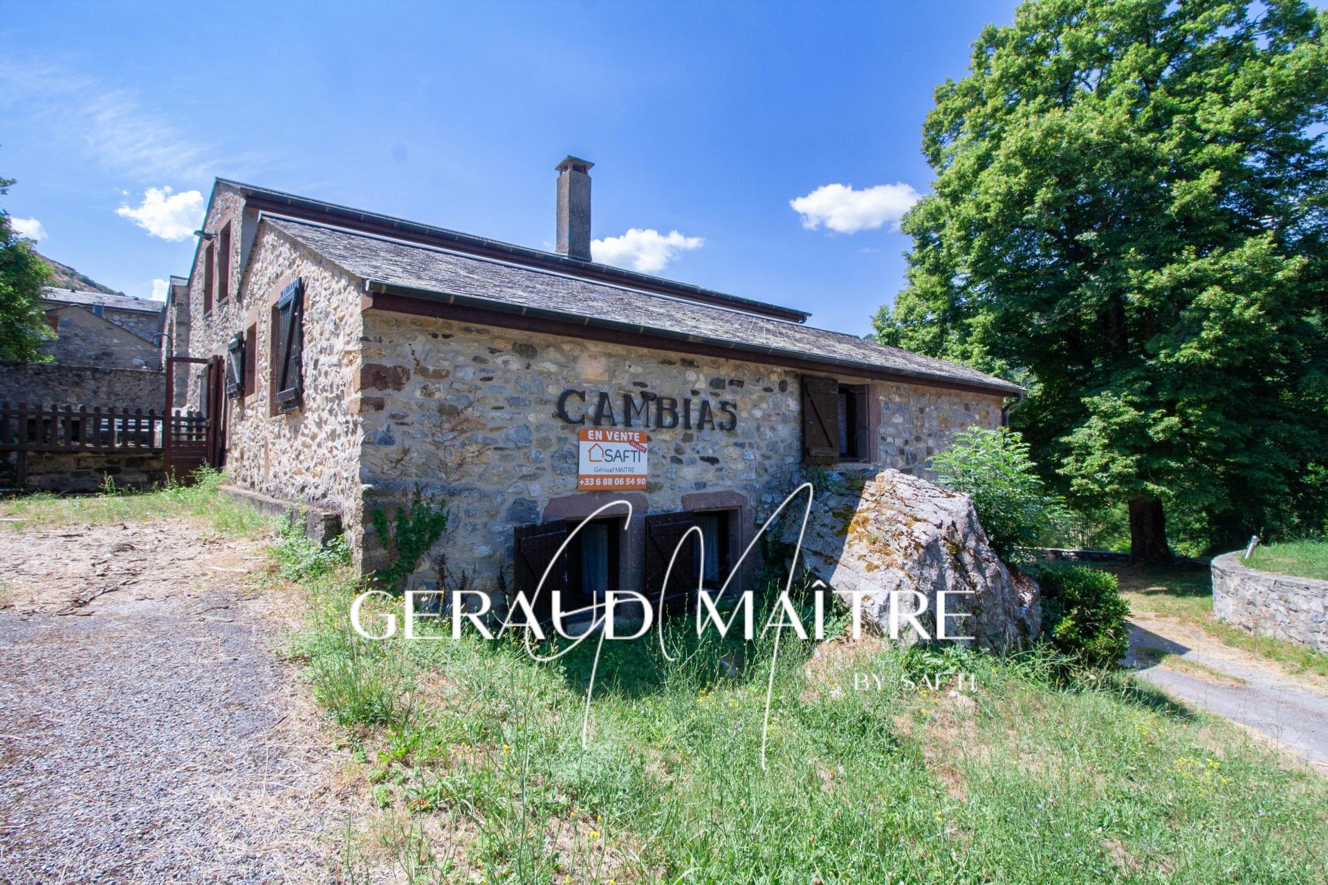 Photo 6 of the listing.