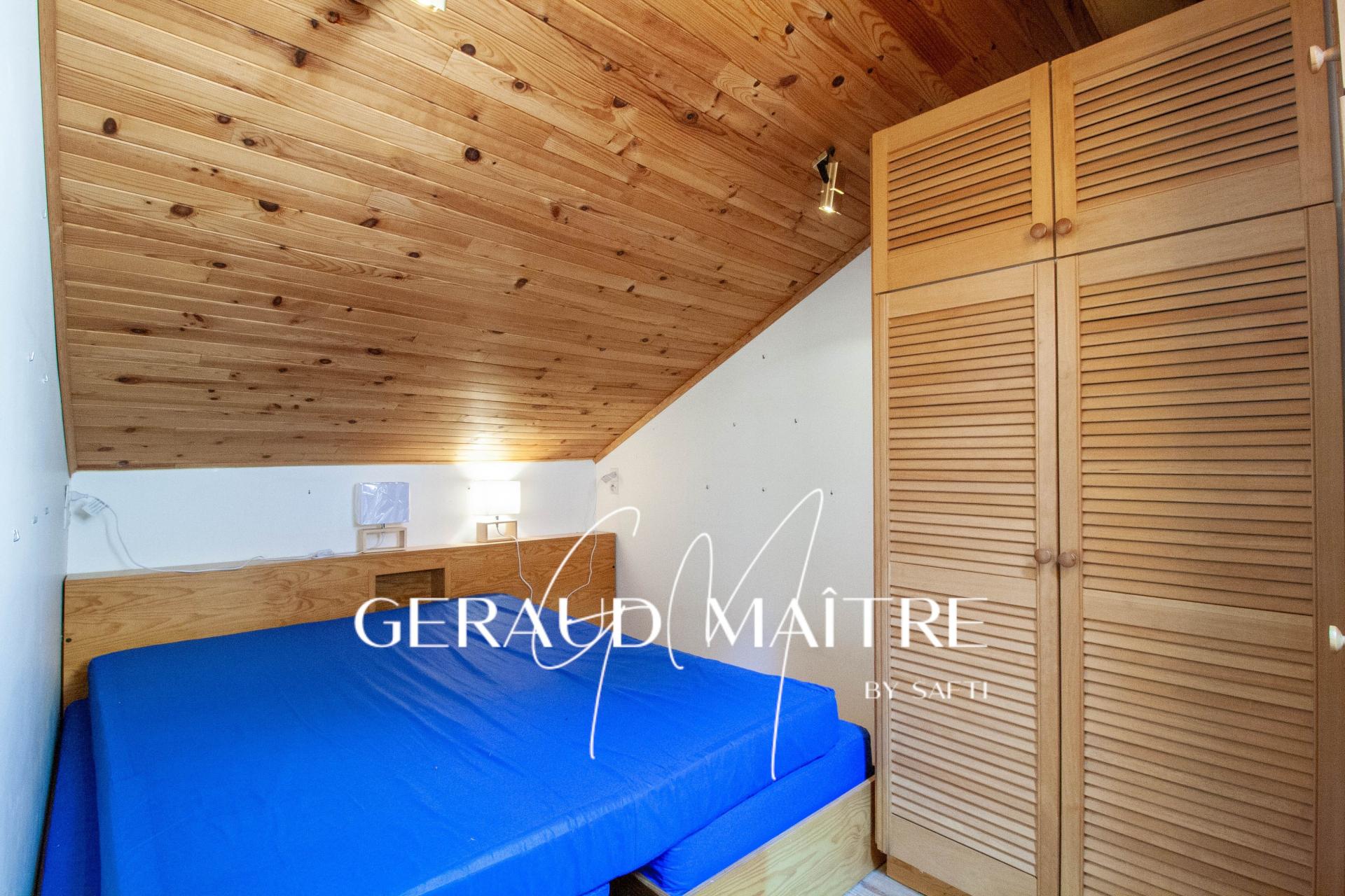 Photo 16 of the listing.