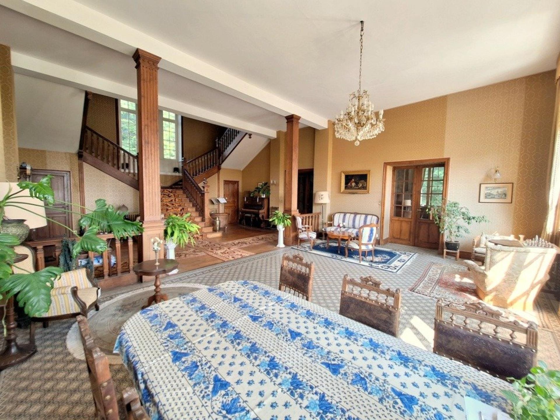 Photo 12 of the listing.