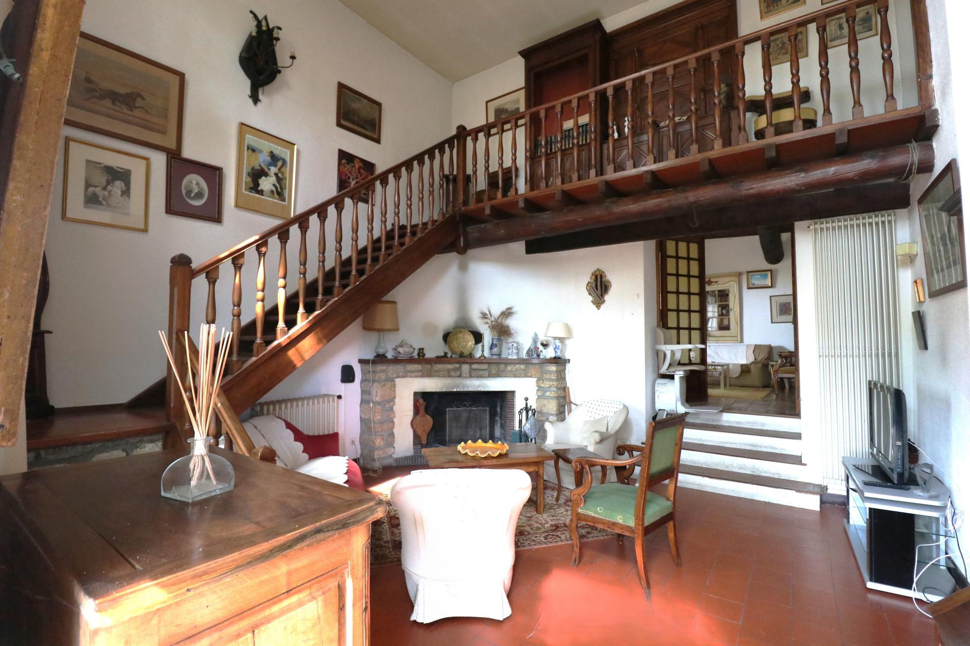 Photo 12 of the listing.