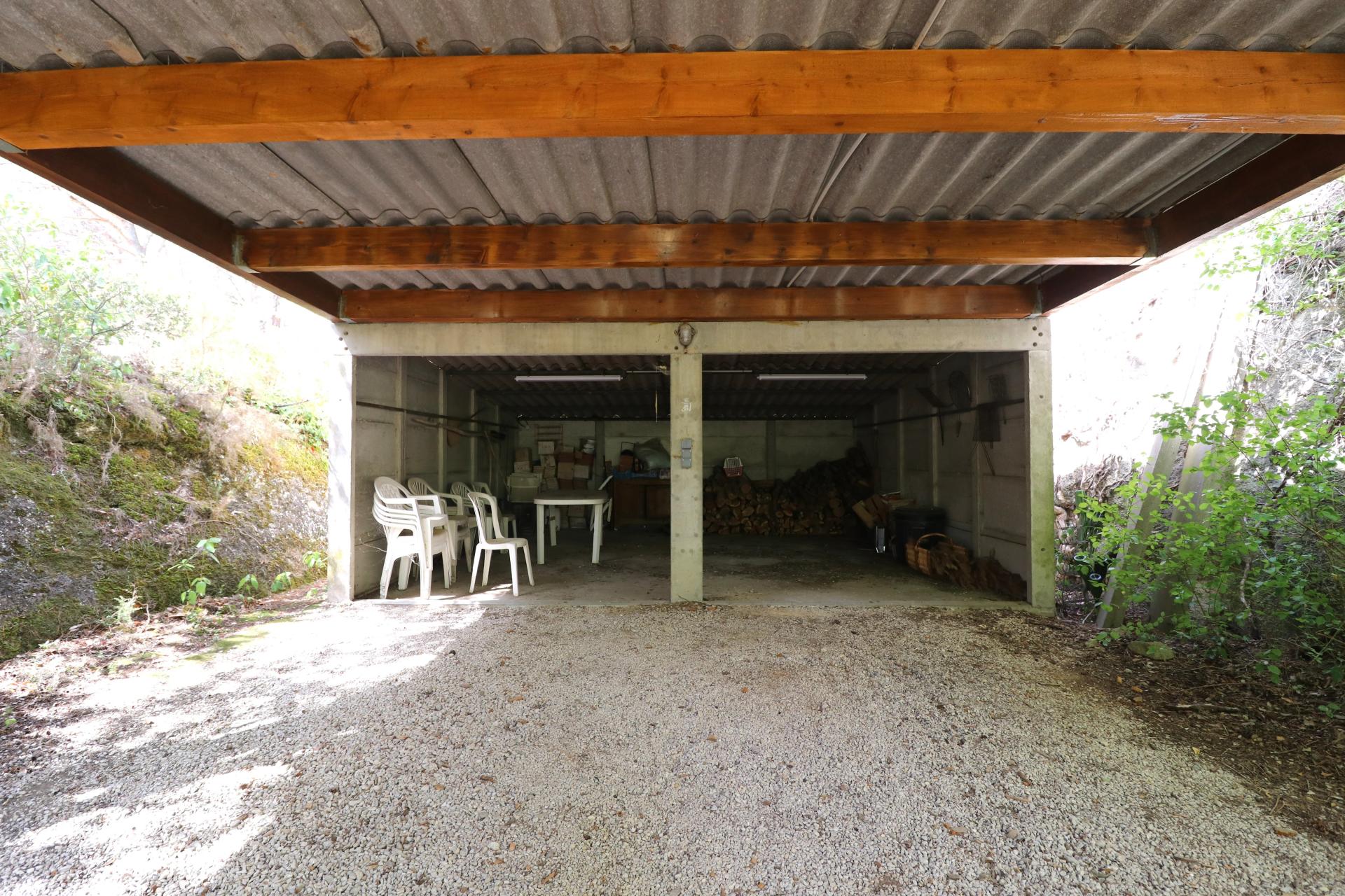 Photo 18 of the listing.