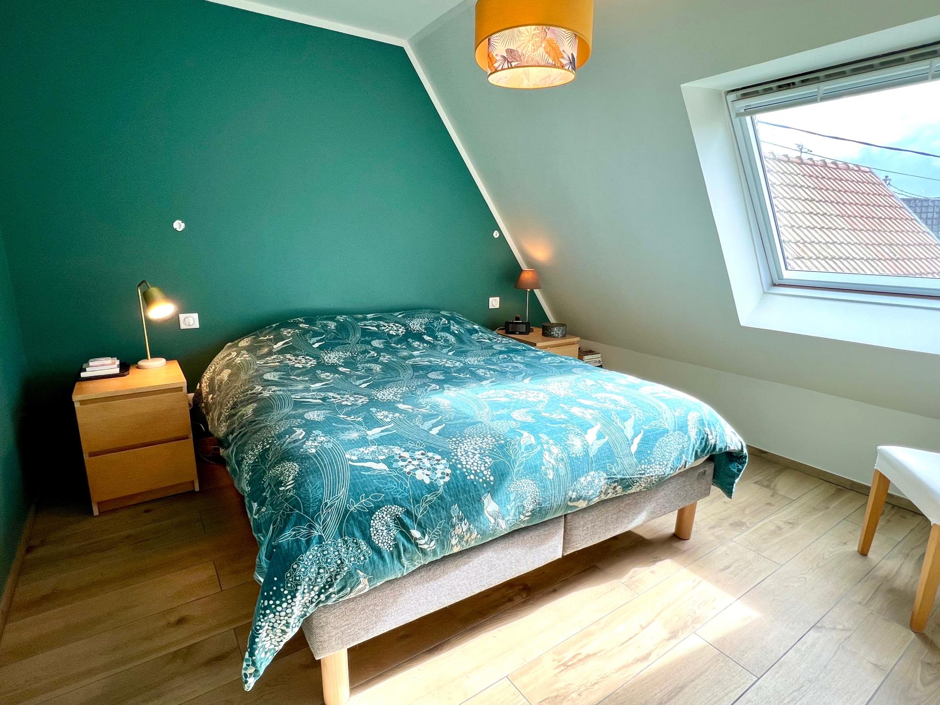 Photo 10 of the listing.