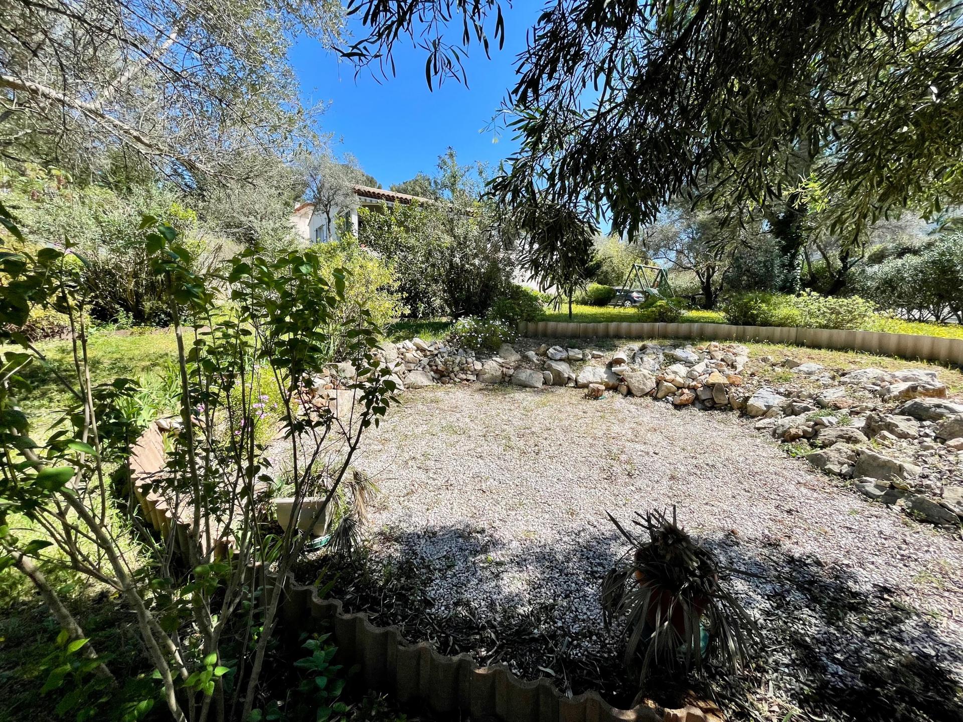 Photo 18 de l'annonce.