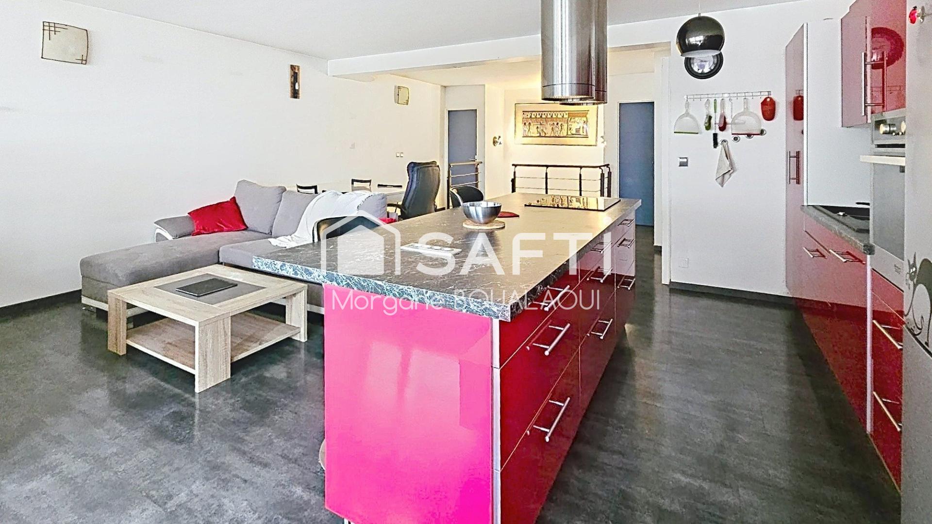 Maison a louer - 1 pièce(s) - 92 m2 - Surfyn