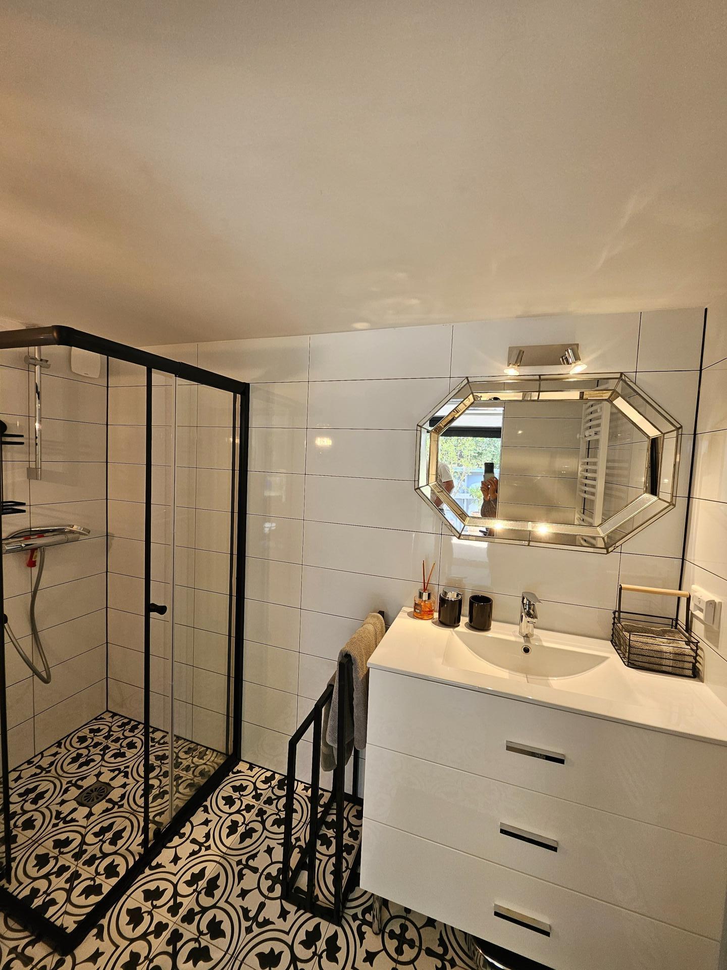 Photo 18 of the listing.