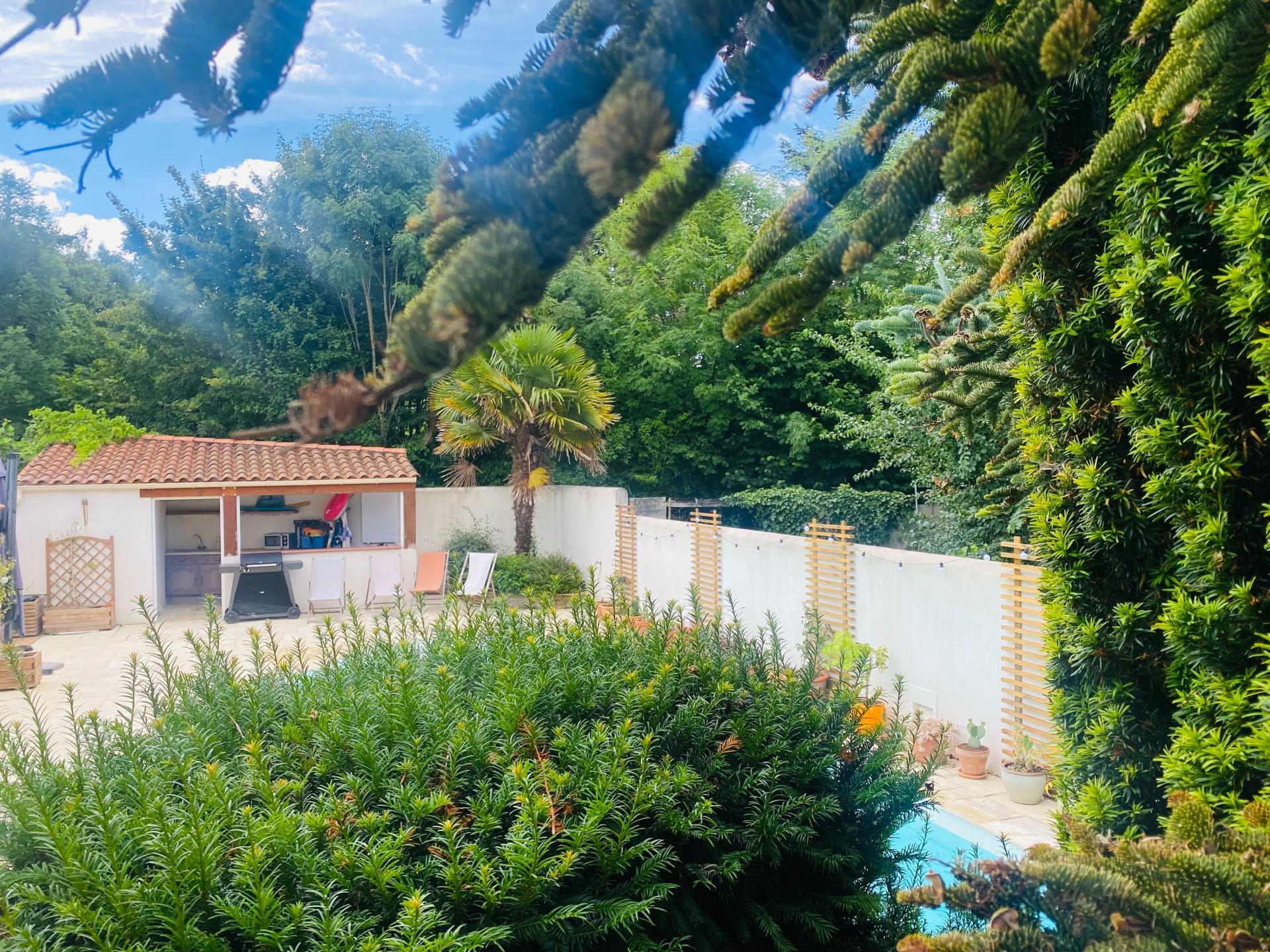 Photo 14 of the listing.