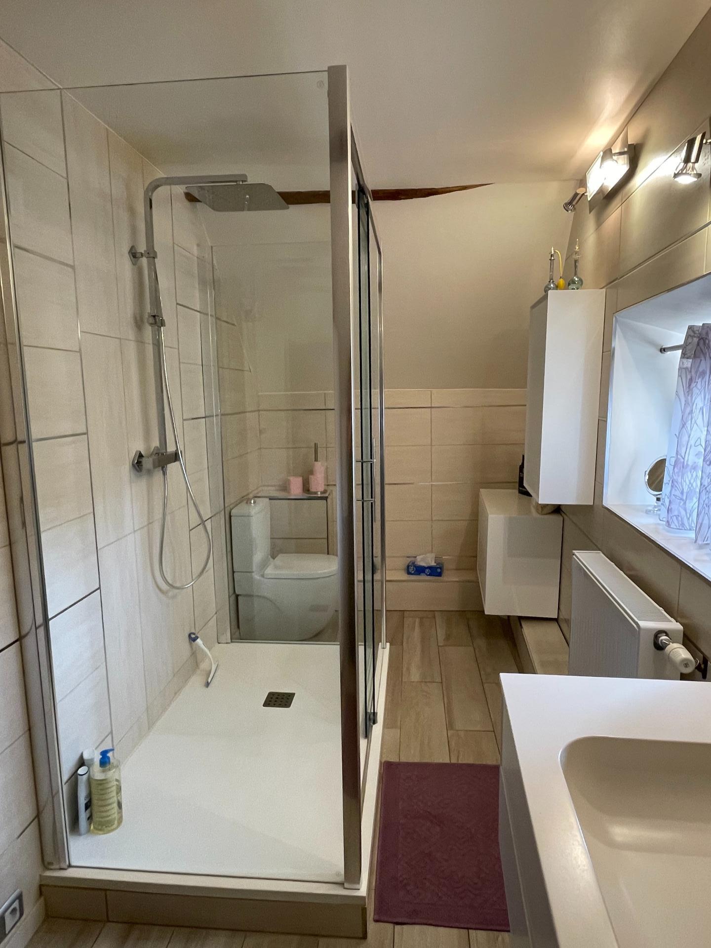 Photo 13 of the listing.