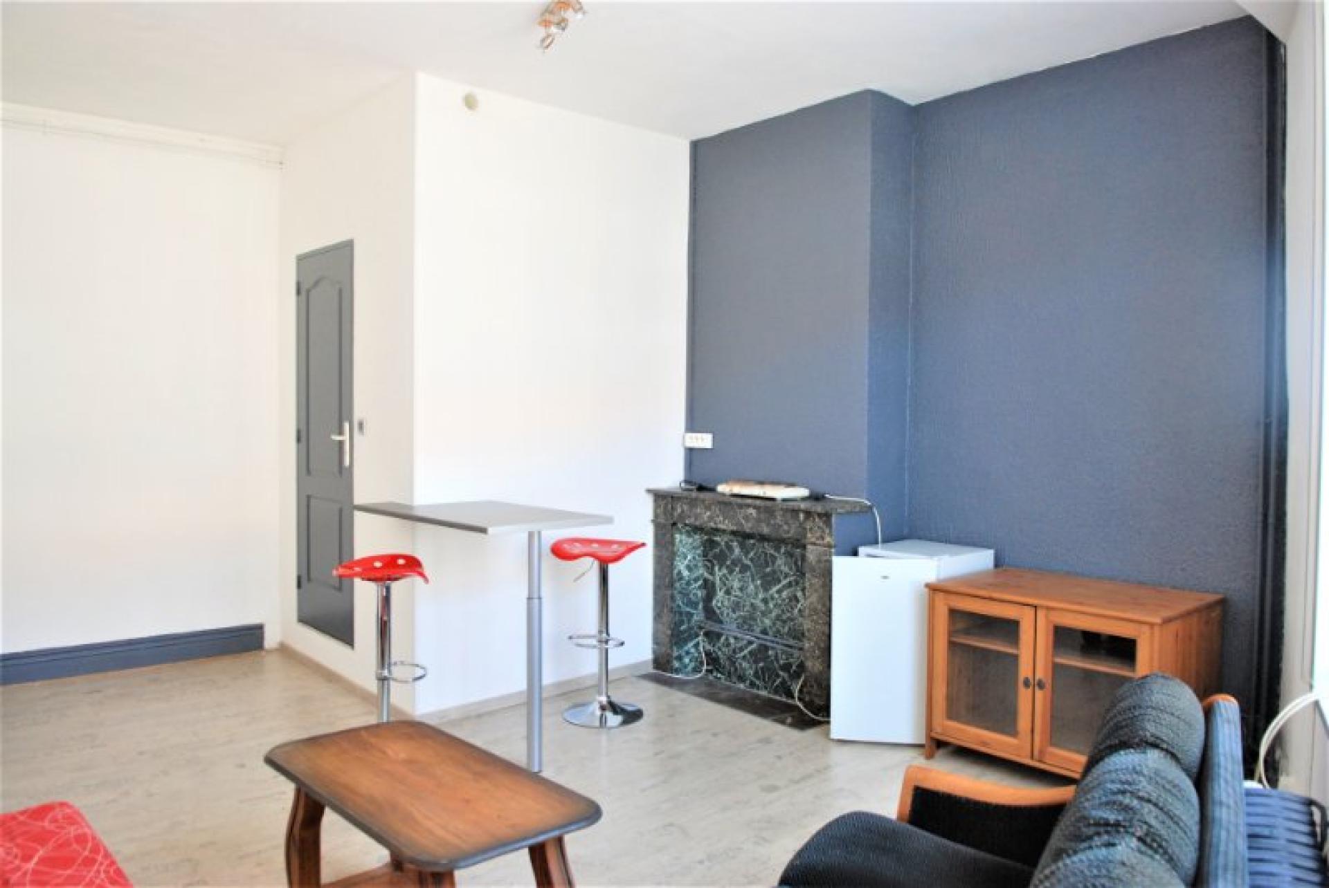 Photo 6 of the listing.