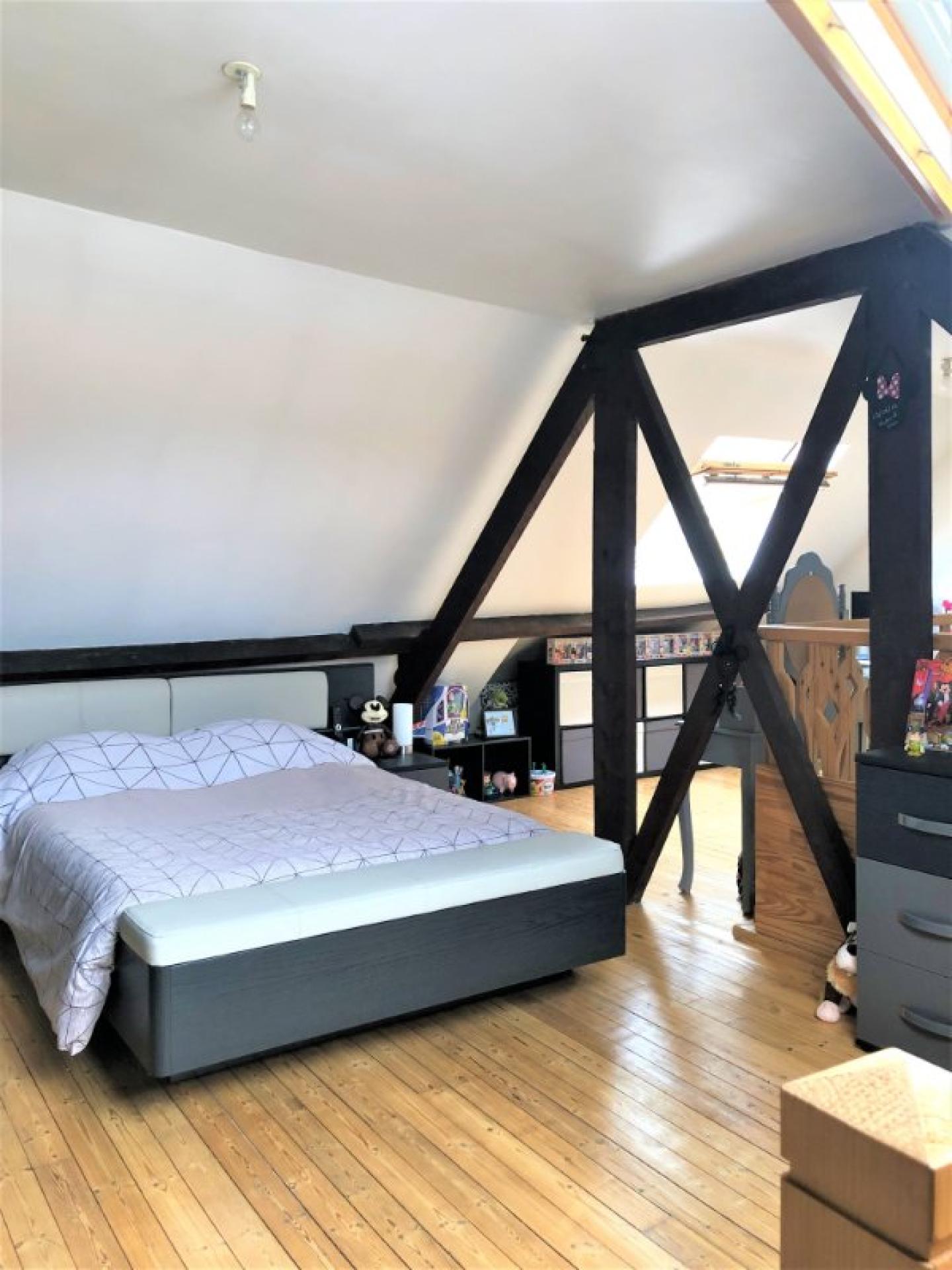 Photo 4 of the listing.