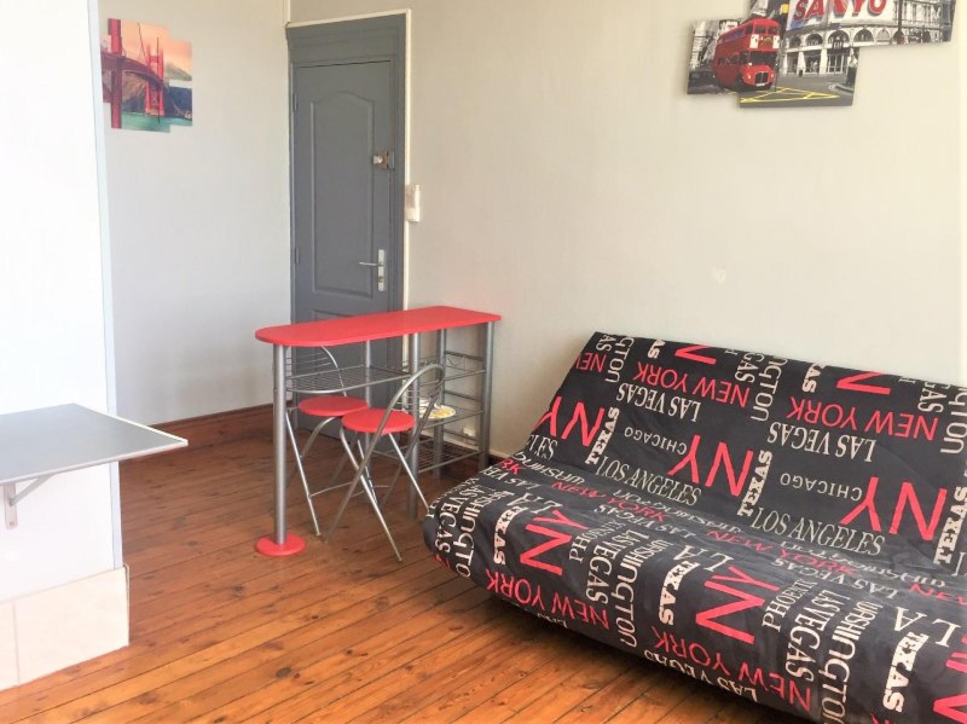 Photo 3 of the listing.