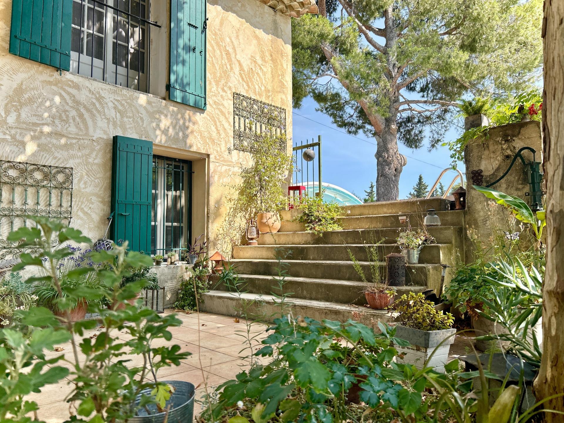 Photo 4 of the listing.