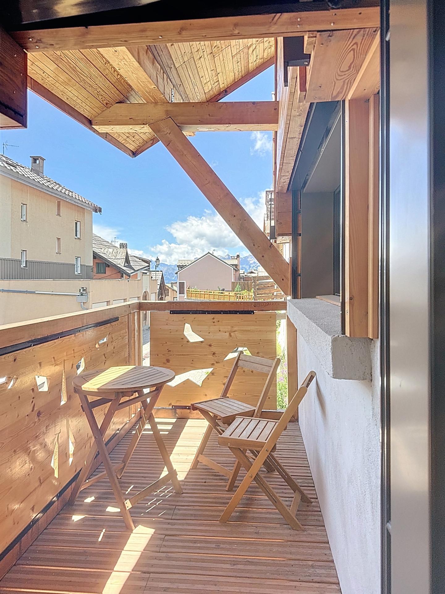 Photo 11 of the listing.