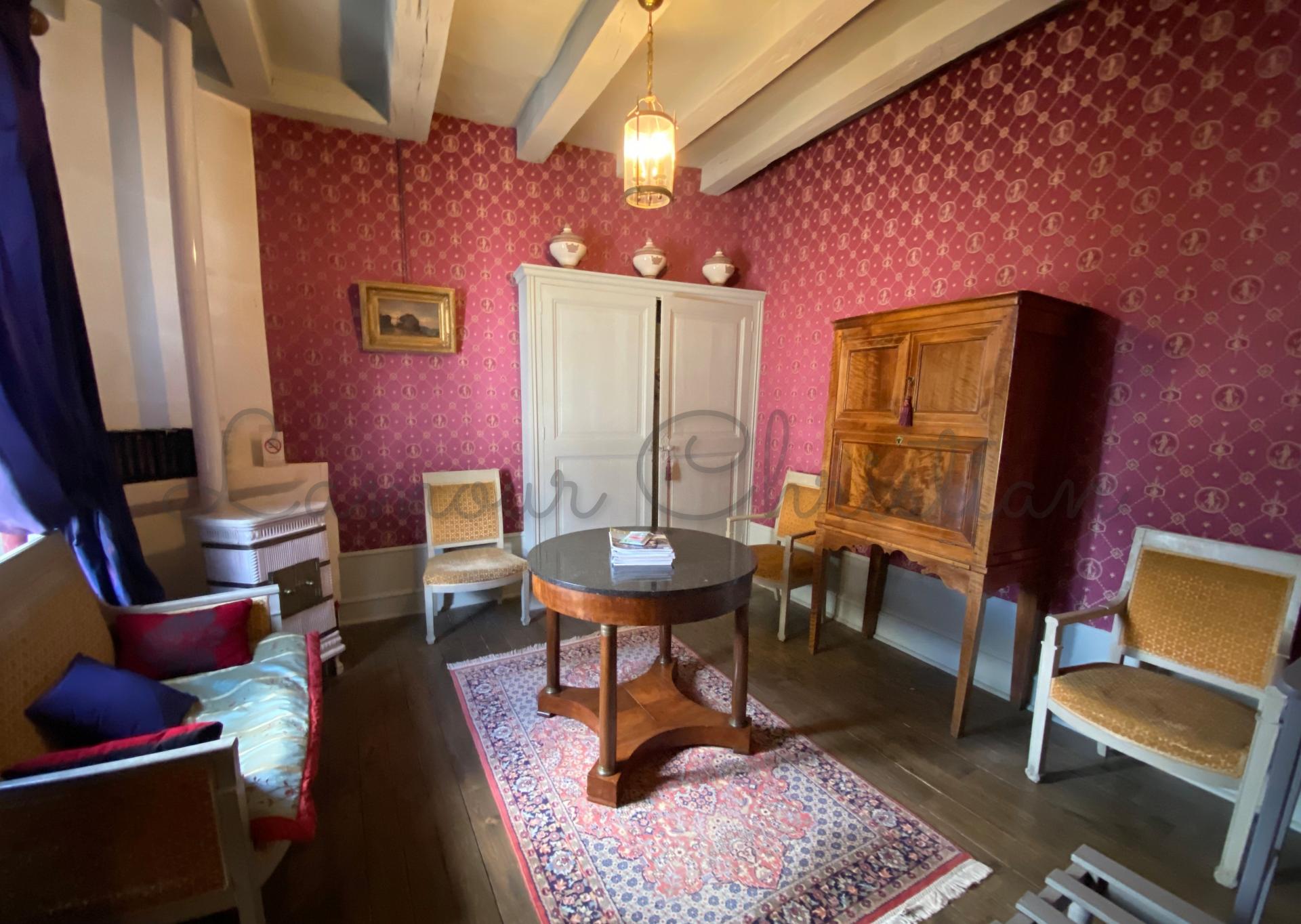 Photo 19 of the listing.