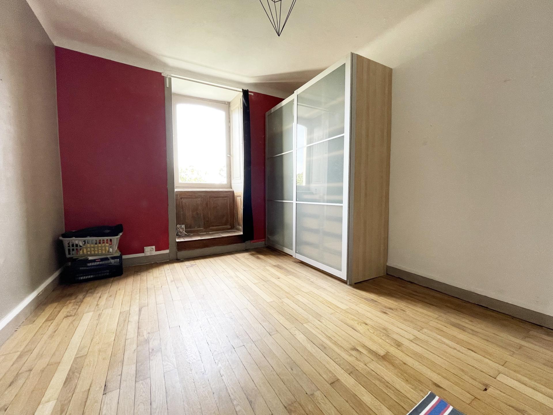 Photo 16 of the listing.