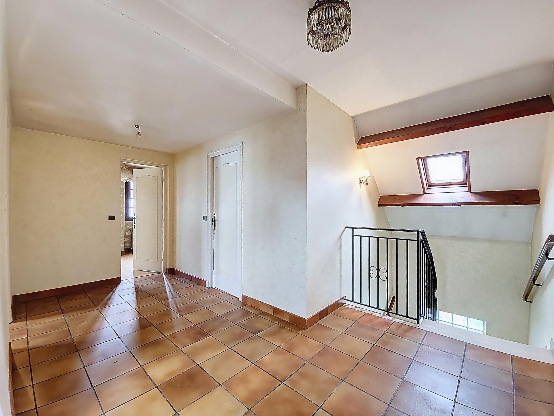 Photo 13 of the listing.