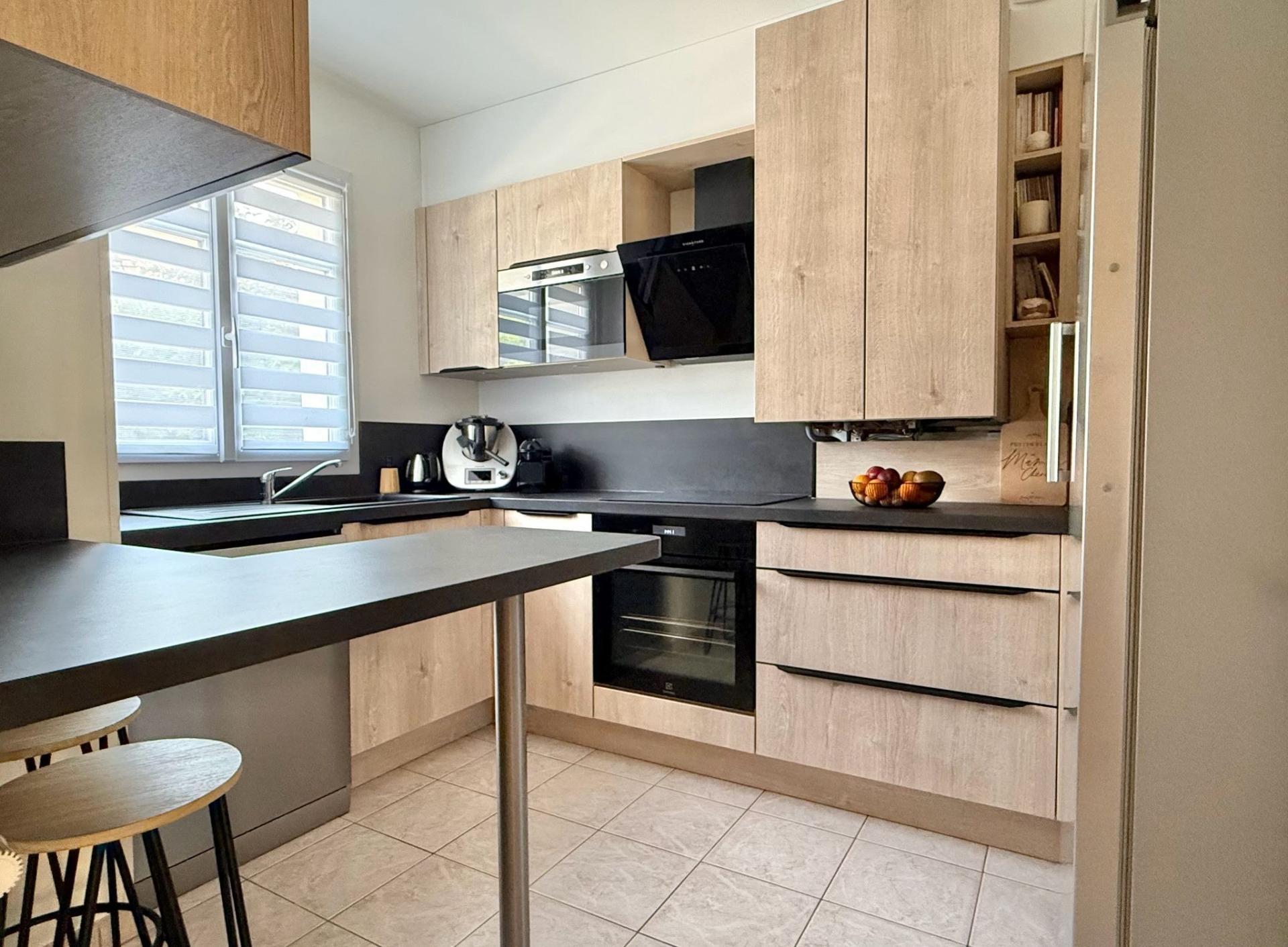 Photo SAFTI — Maison 5 pièces, 87 m² à Chilly Mazarin 4