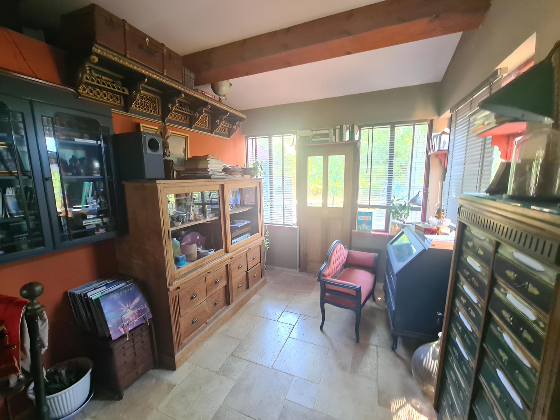 Photo 6 of the listing.