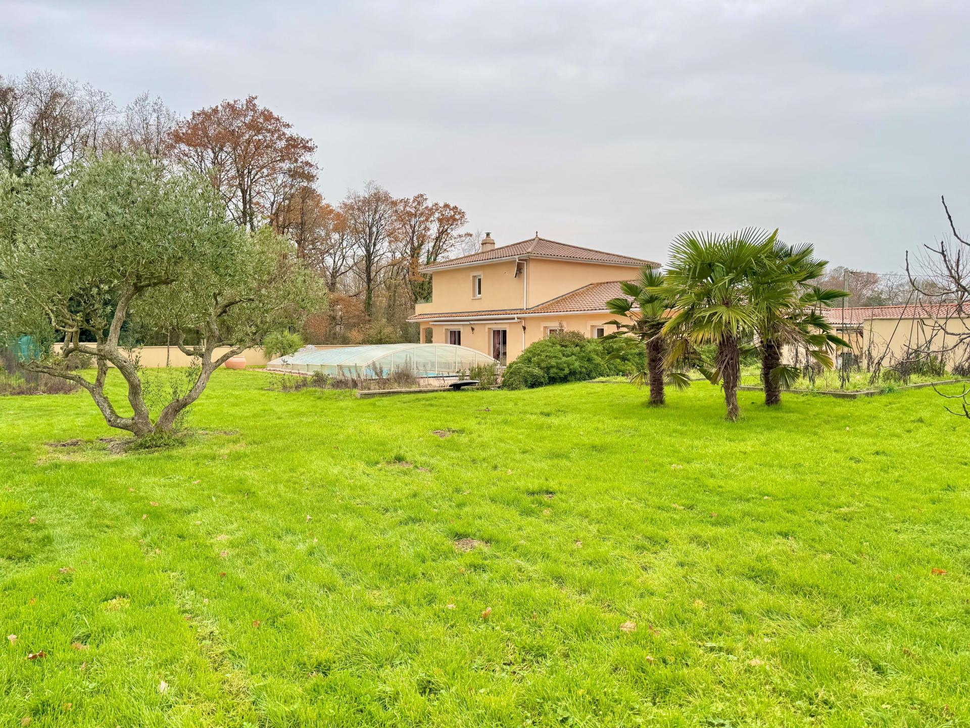 Photo 14 de l'annonce.