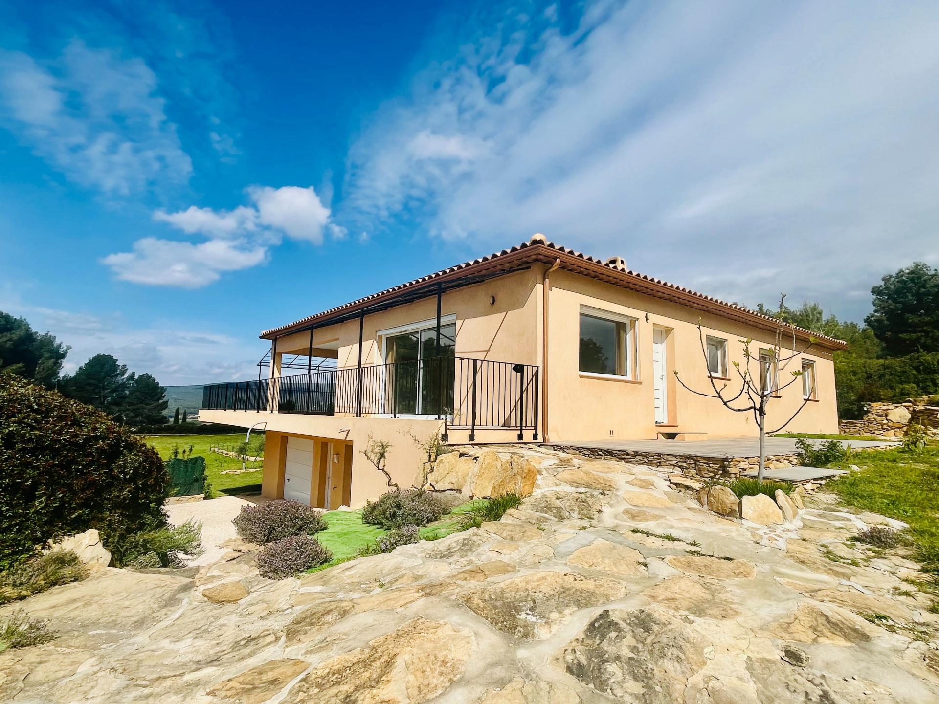 Photo 3 of the listing.