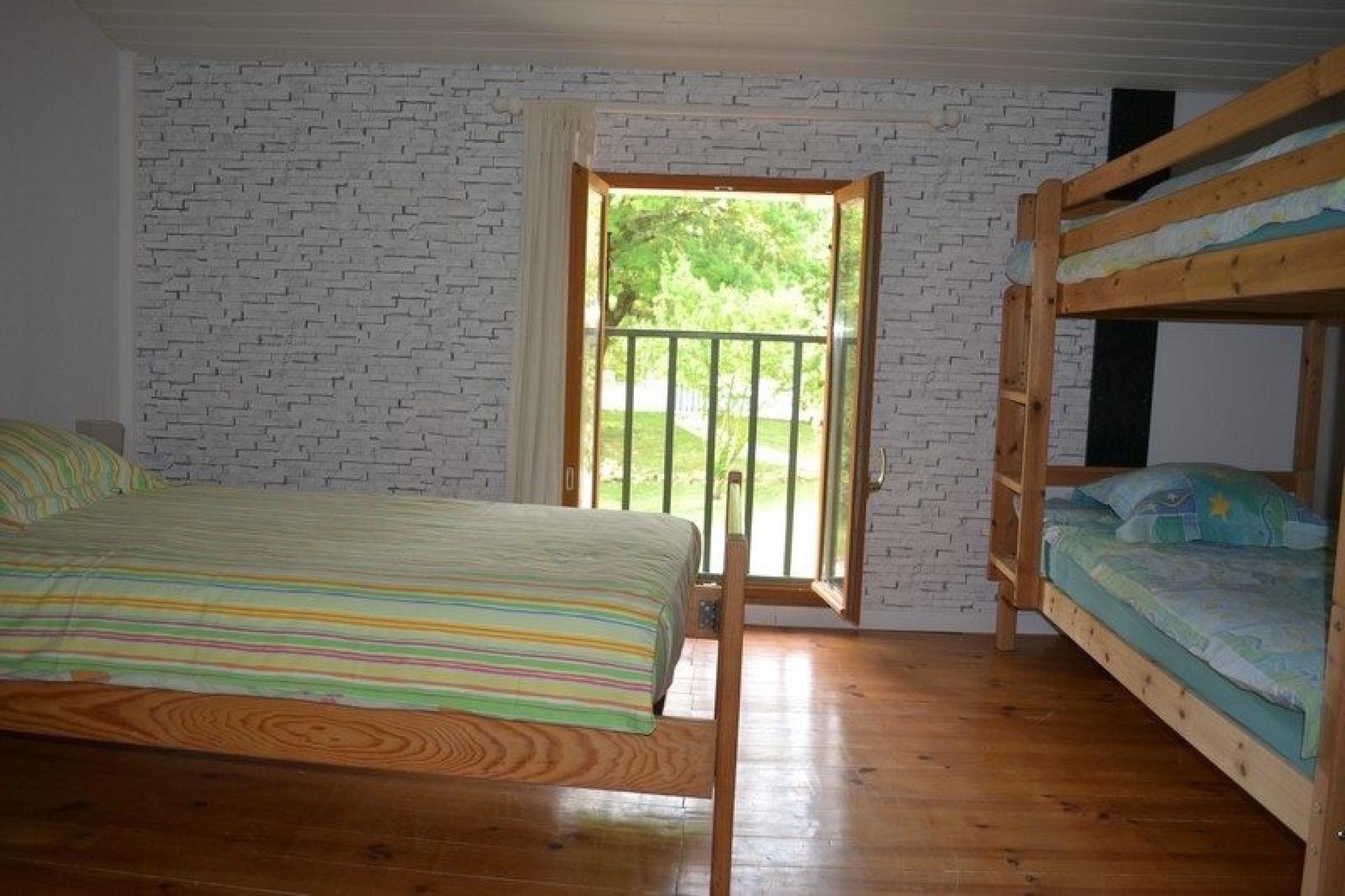 Photo 15 of the listing.