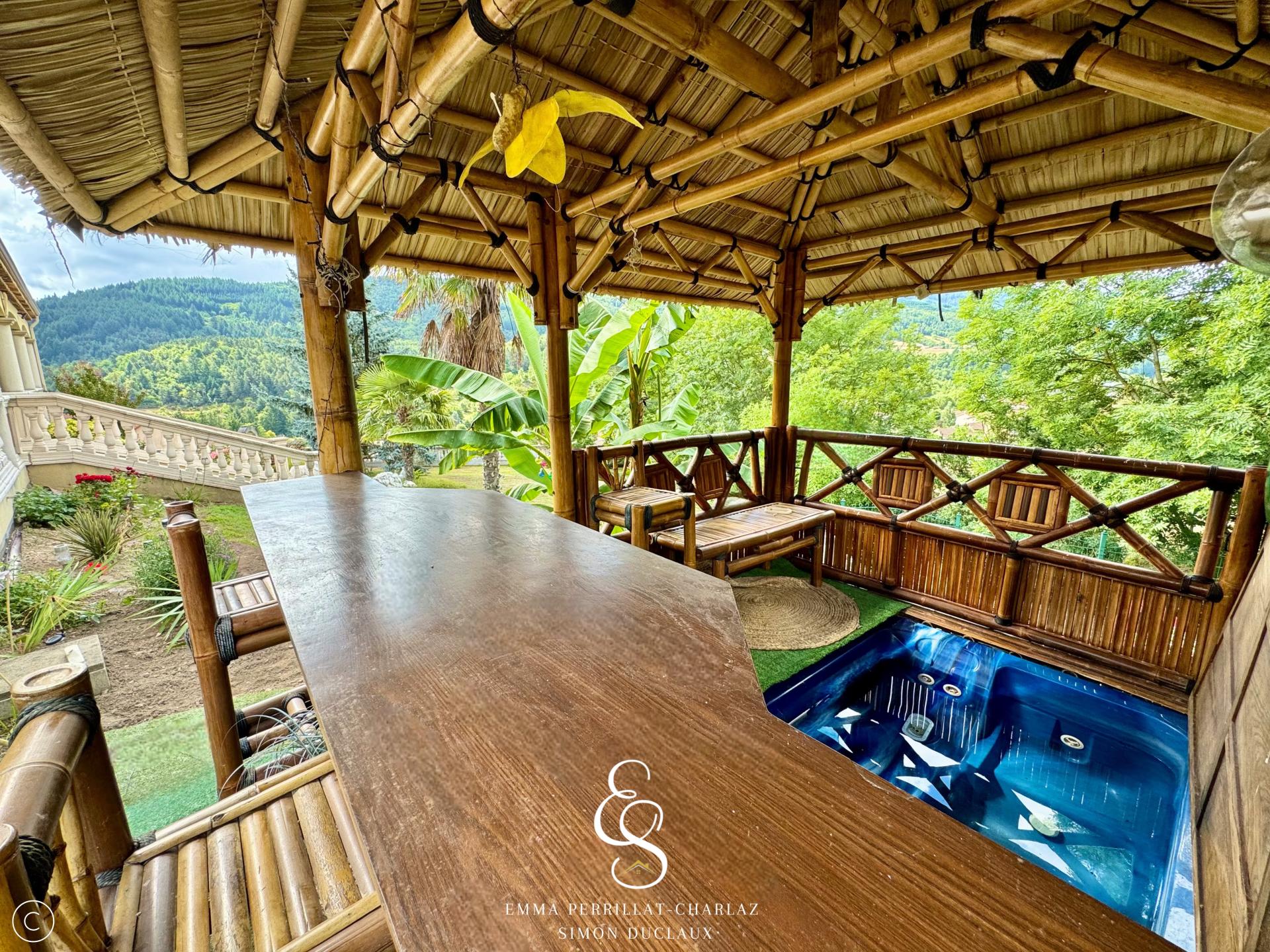 Photo 18 of the listing.