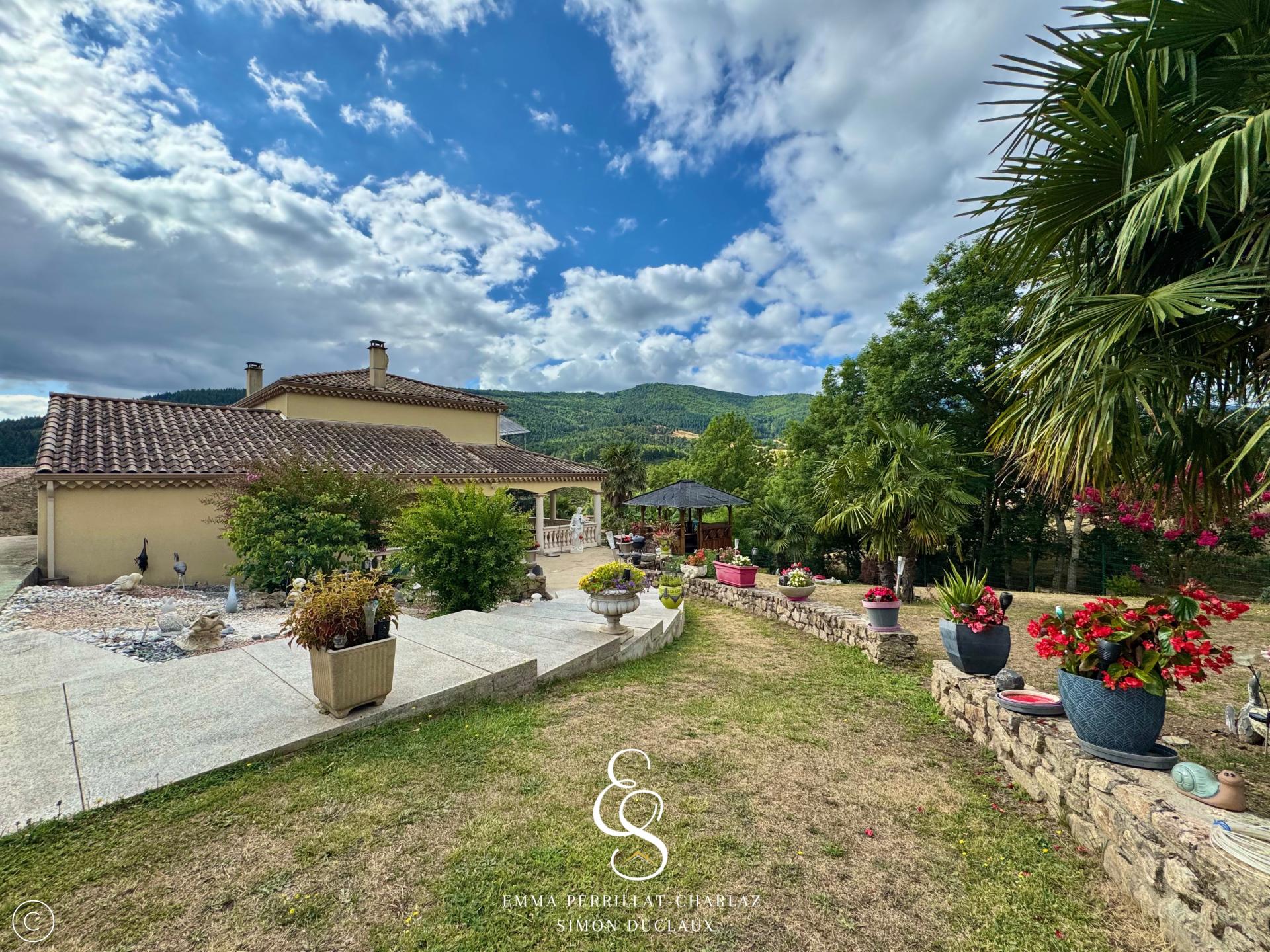 Photo 15 of the listing.