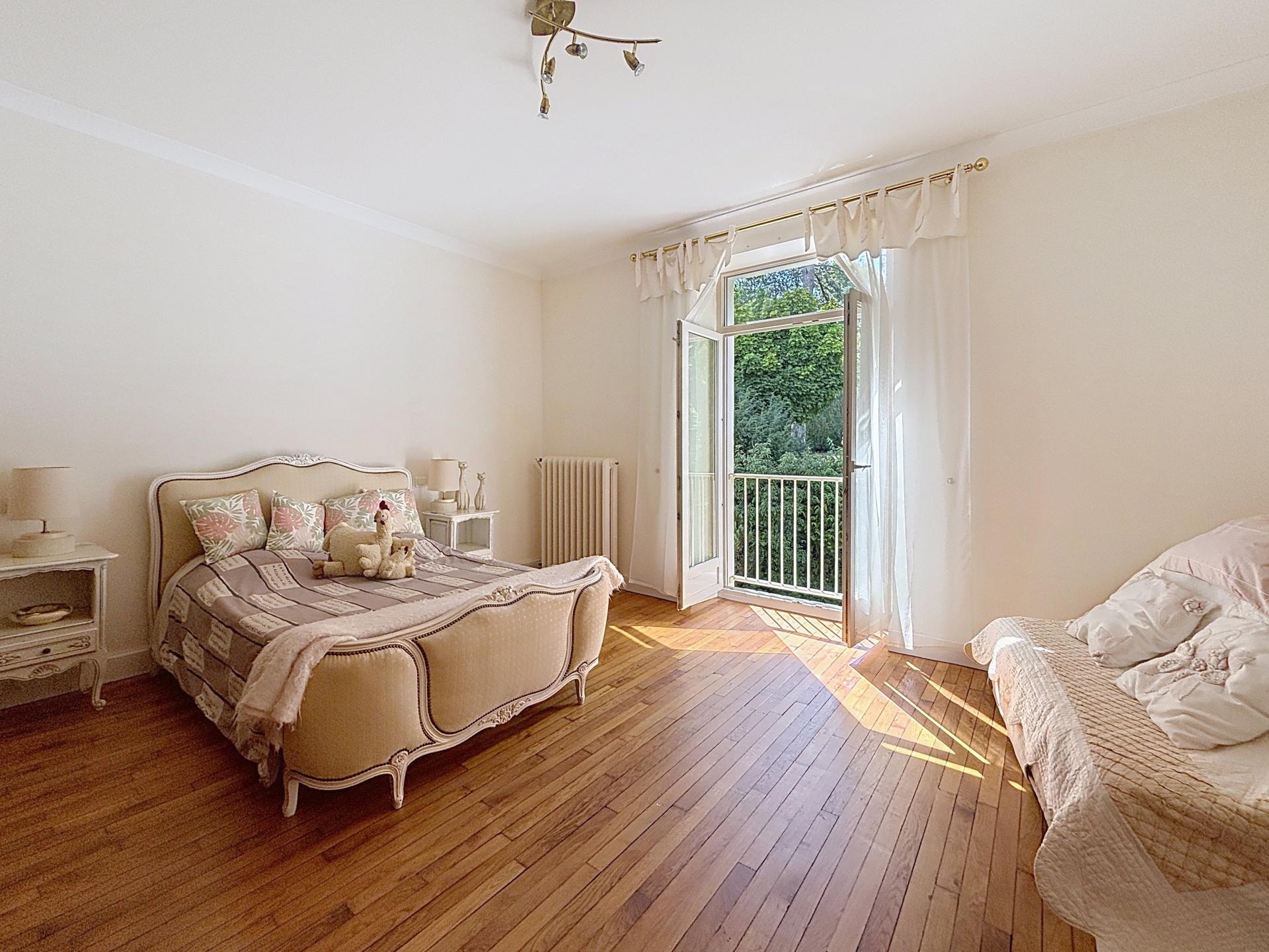 Photo 18 of the listing.