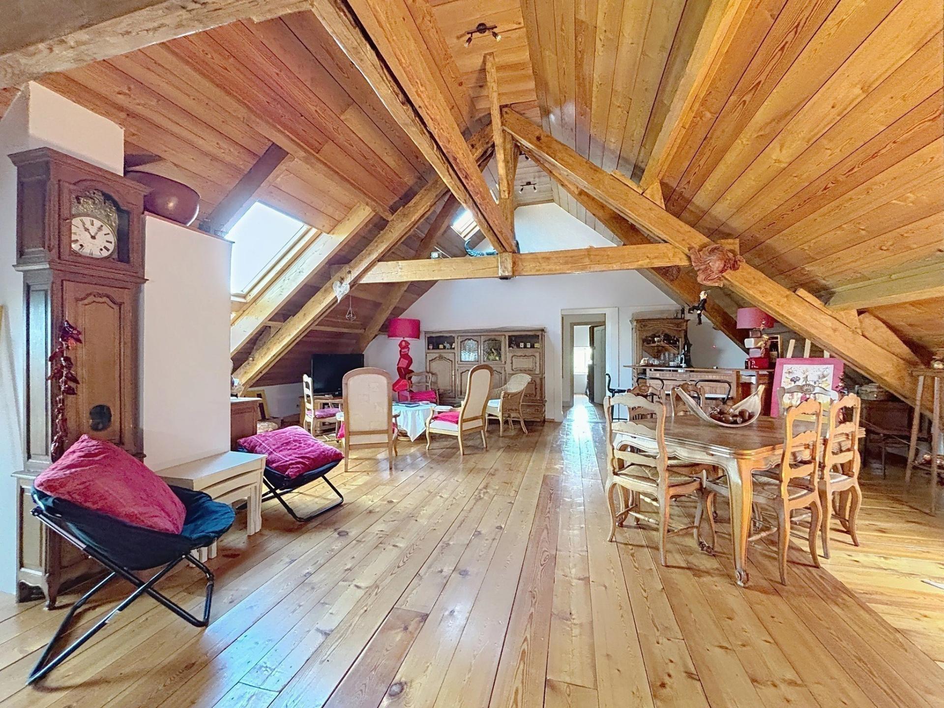 Photo 19 of the listing.