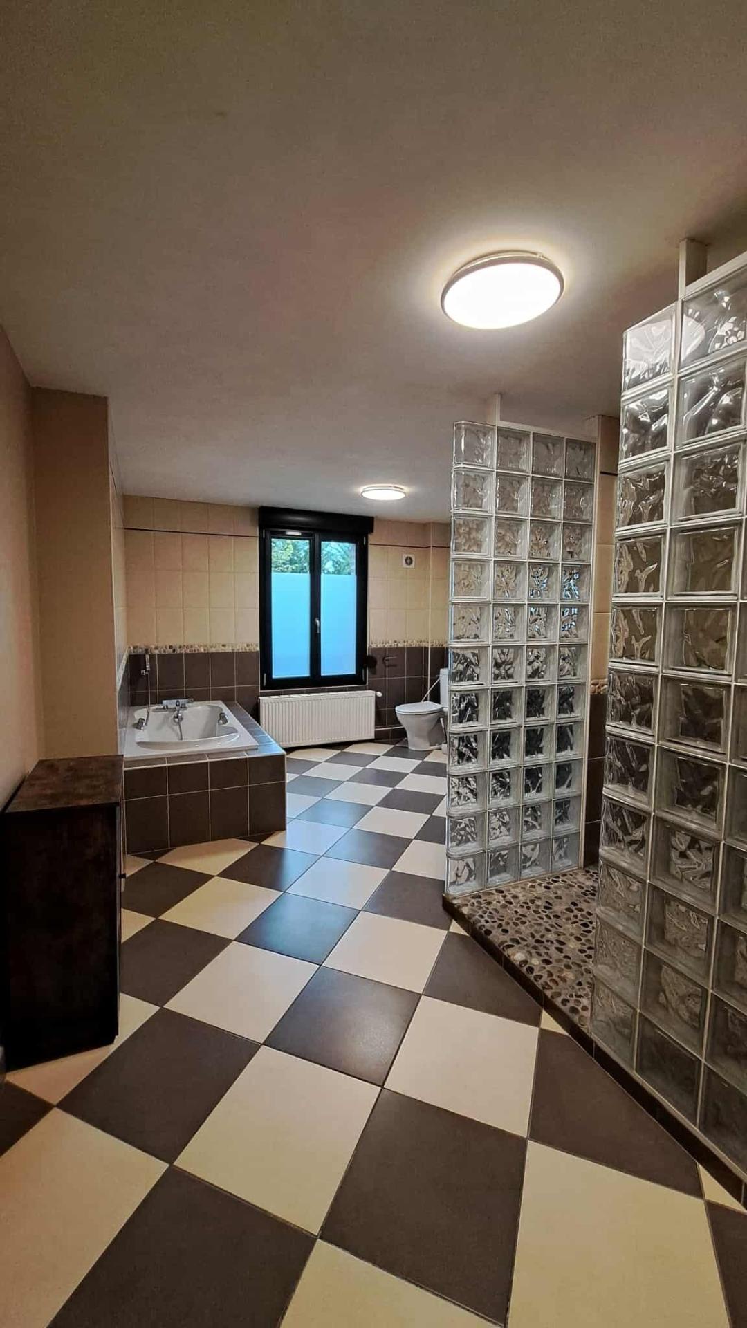 Photo 11 de l'annonce.