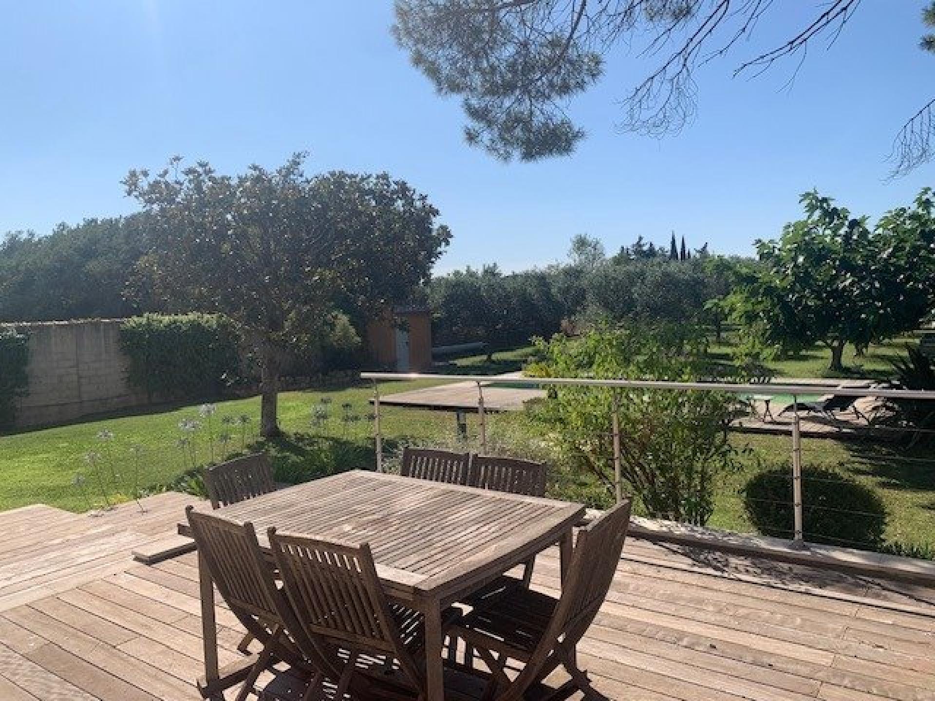 Photo 14 of the listing.