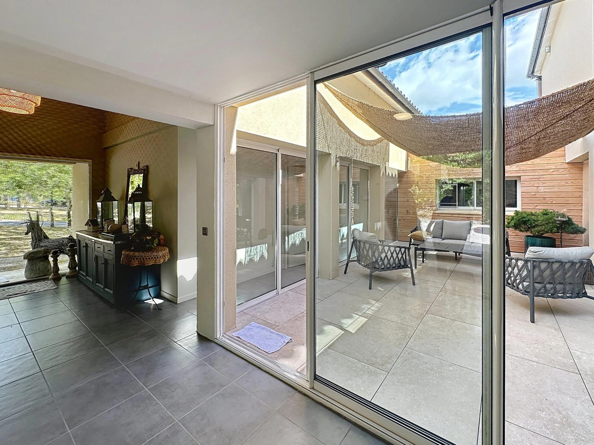 Photo 8 of the listing.