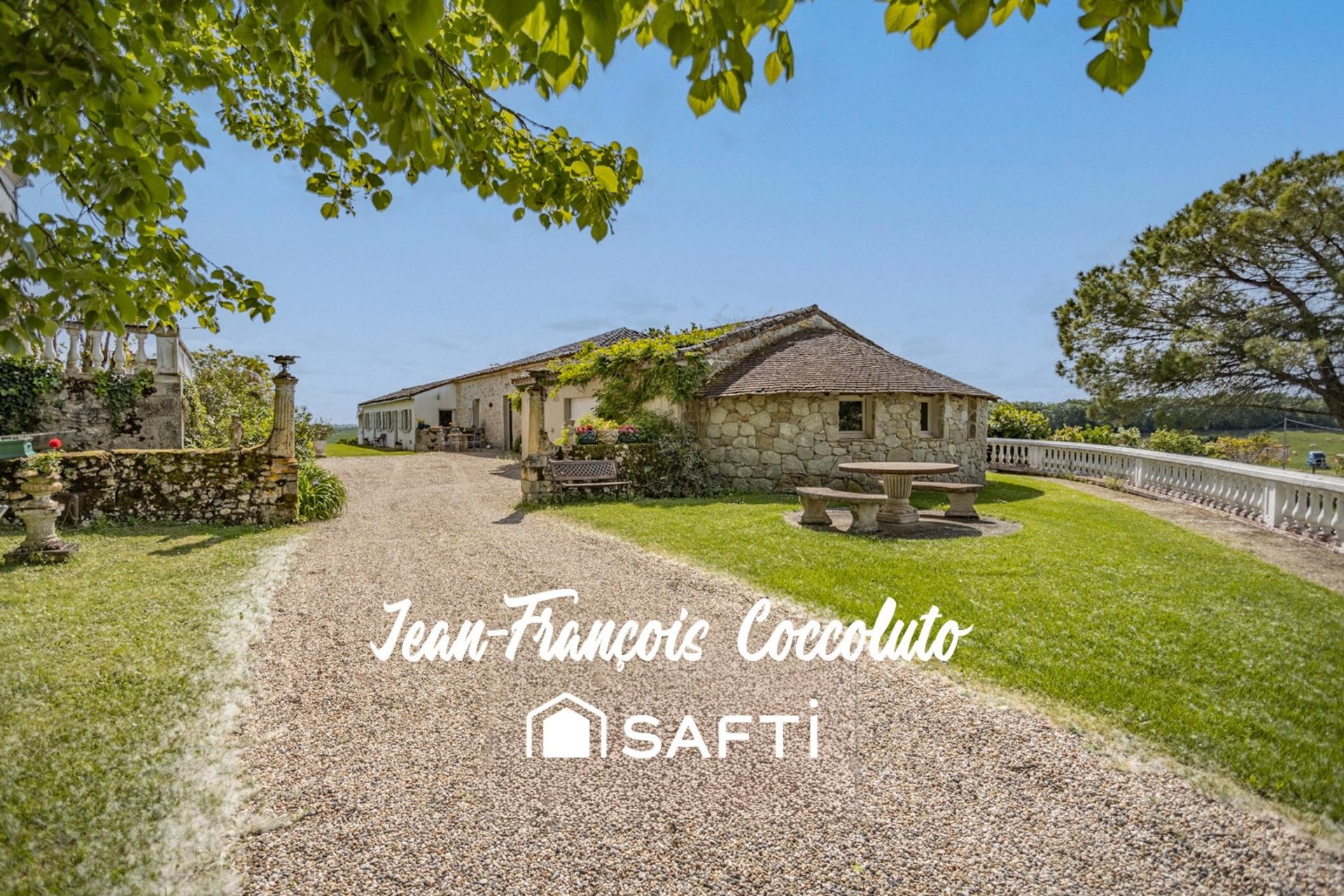 Photo 2 of the listing.